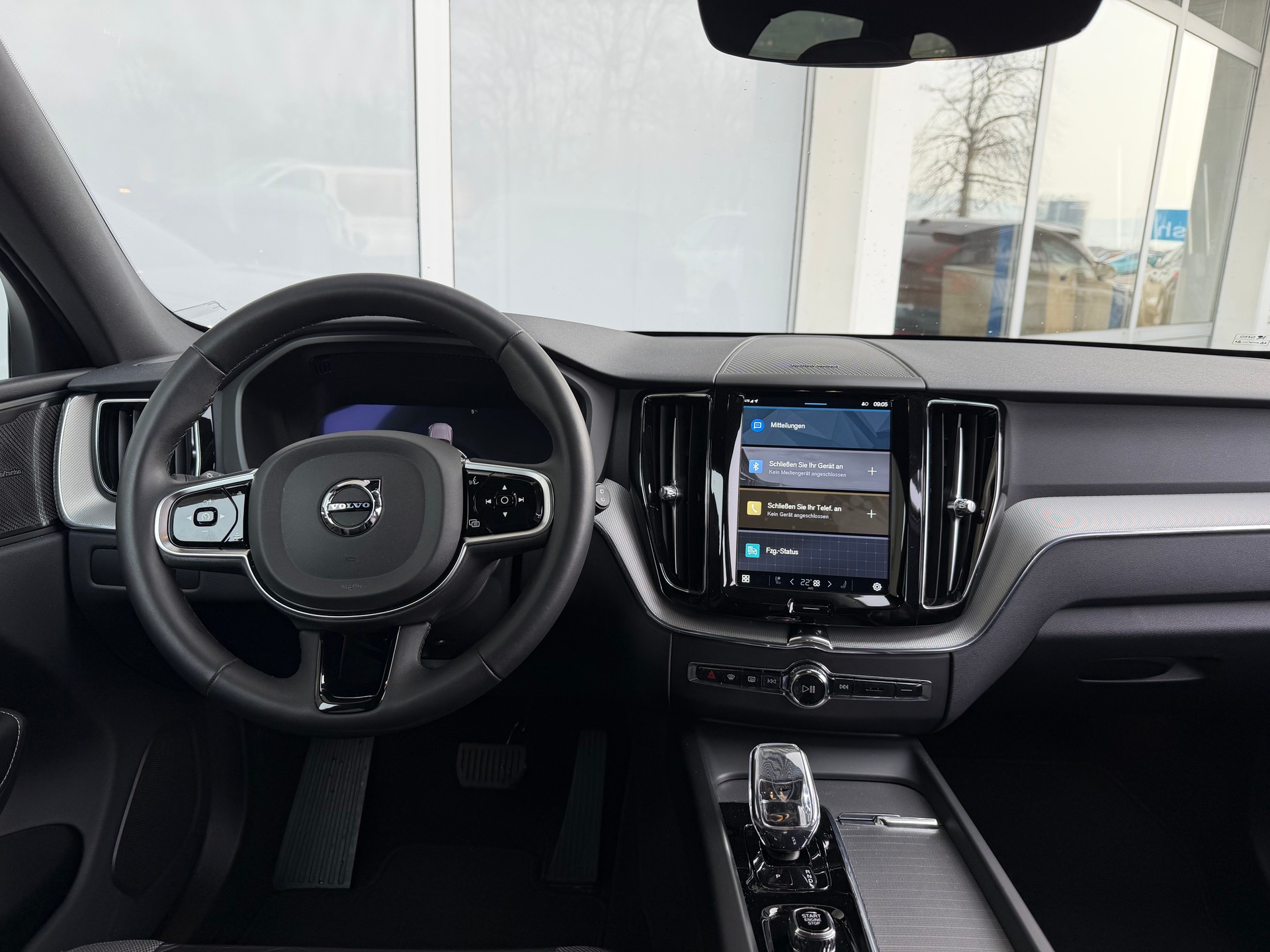 VOLVO XC60 B4 Diesel Mild Hybrid AWD Plus Dark Geartronic-image-8