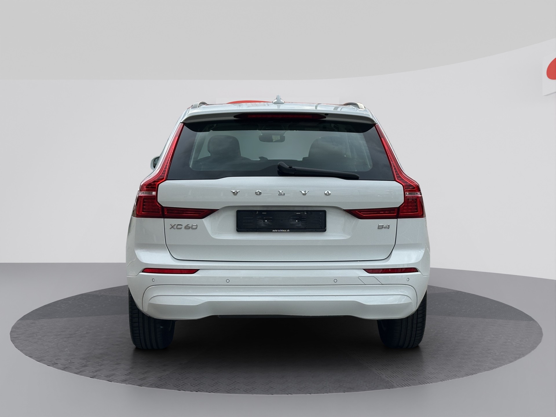 VOLVO XC60 B4 Benzin Mild Hybrid Momentum Geartronic-image-3