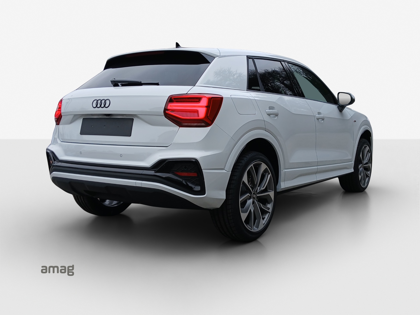 AUDI Q2 35 TFSI S line S-tronic-image-4