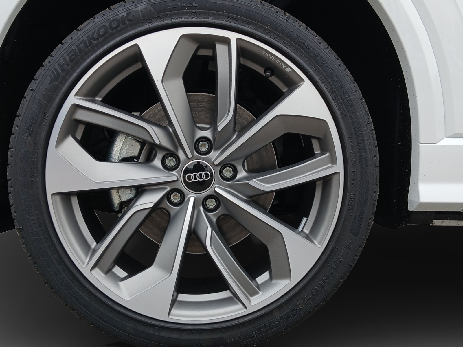 AUDI Q2 35 TFSI S line S-tronic-image-13