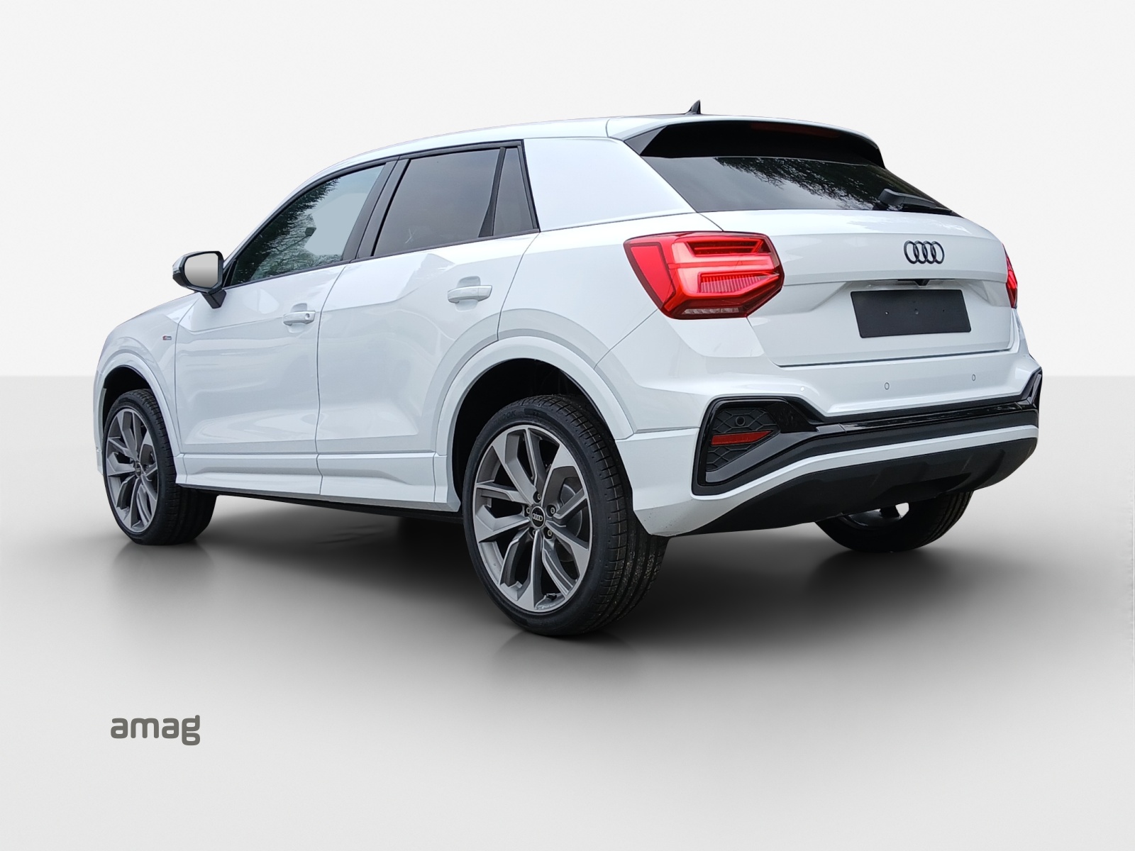 AUDI Q2 35 TFSI S line S-tronic-image-2
