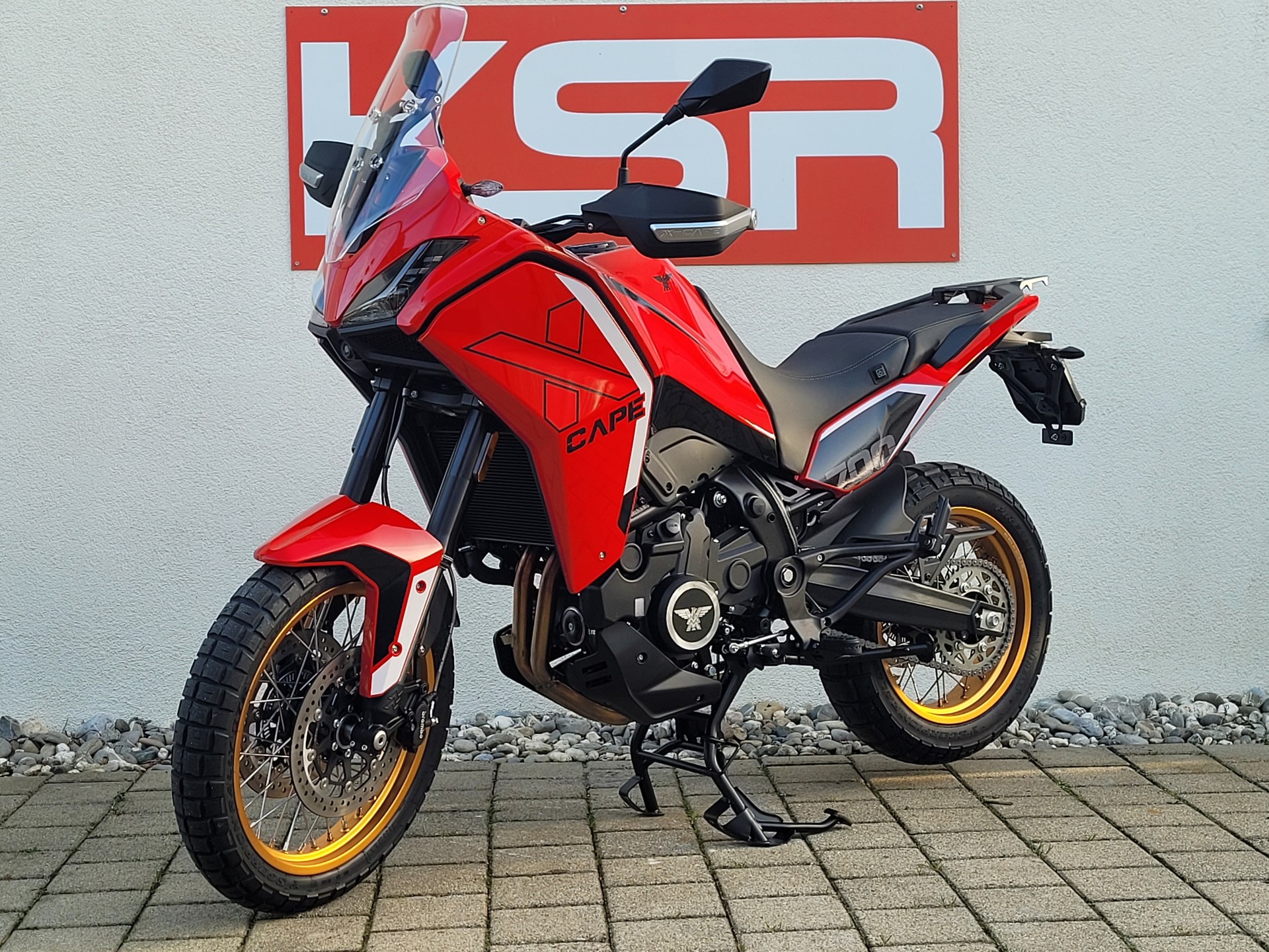 MOTO MORINI X-Cape 700 Gold Edition-showroom-element-2