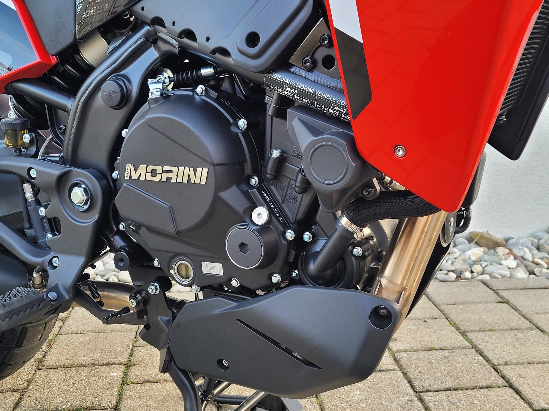 MOTO MORINI X-Cape 700 Gold Edition-image-7