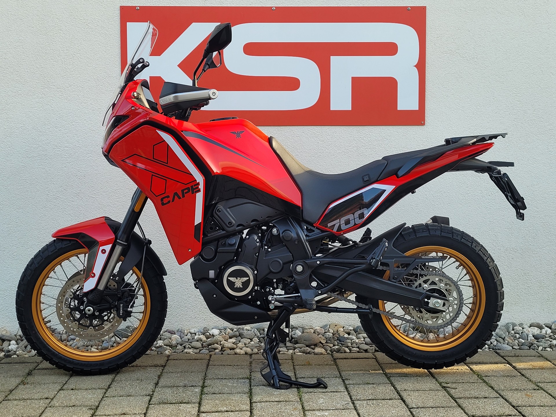 MOTO MORINI X-Cape 700 Gold Edition-showroom-element-1
