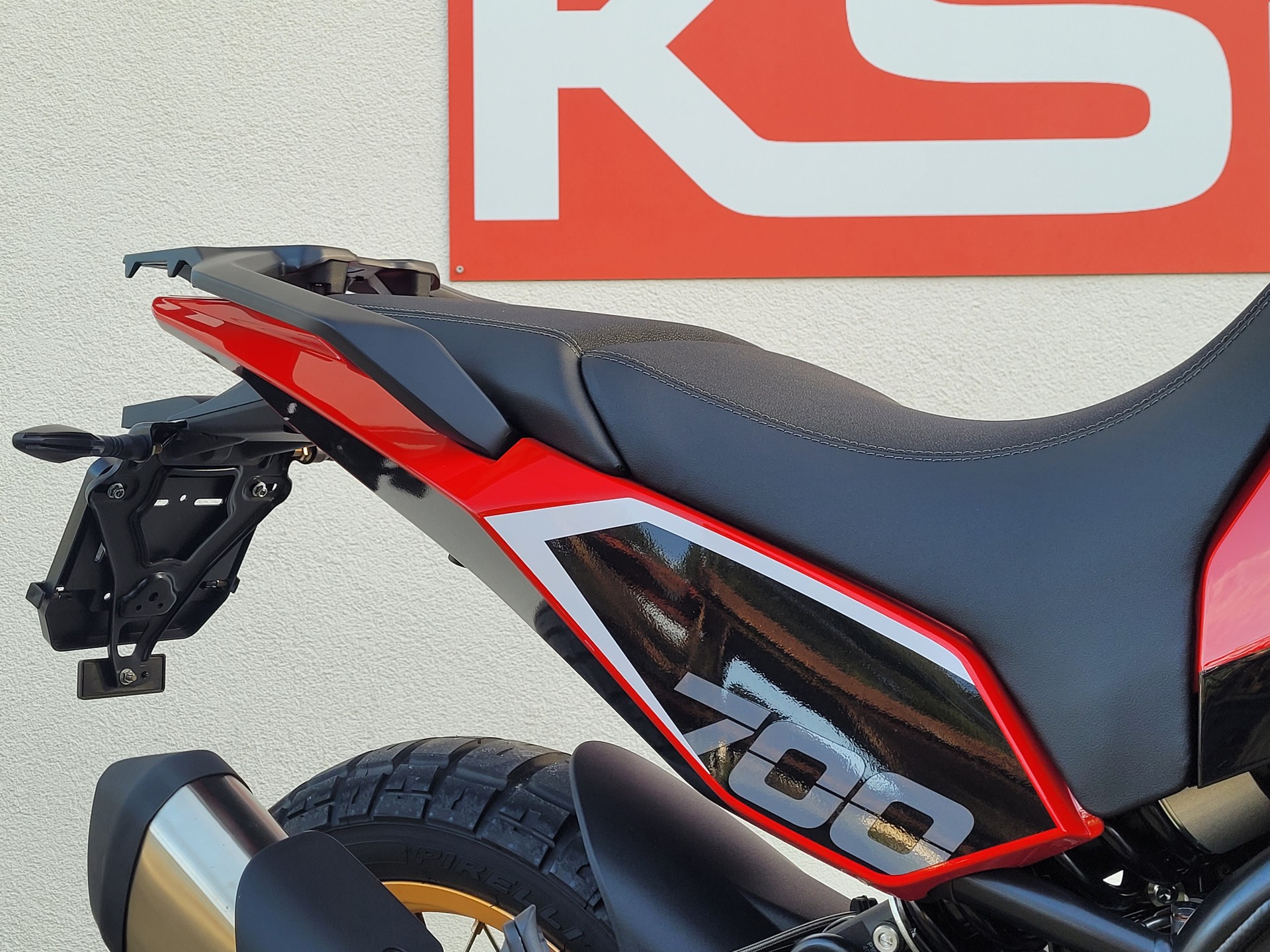 MOTO MORINI X-Cape 700 Gold Edition-image-8