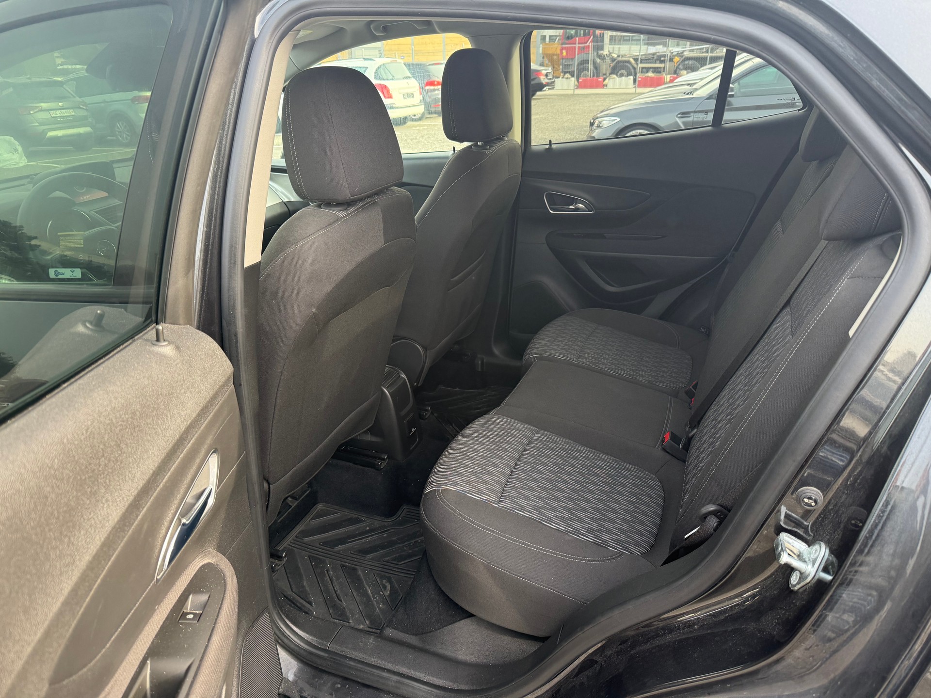 OPEL Mokka 1.4i 16V Turbo Drive 4WD-image-9