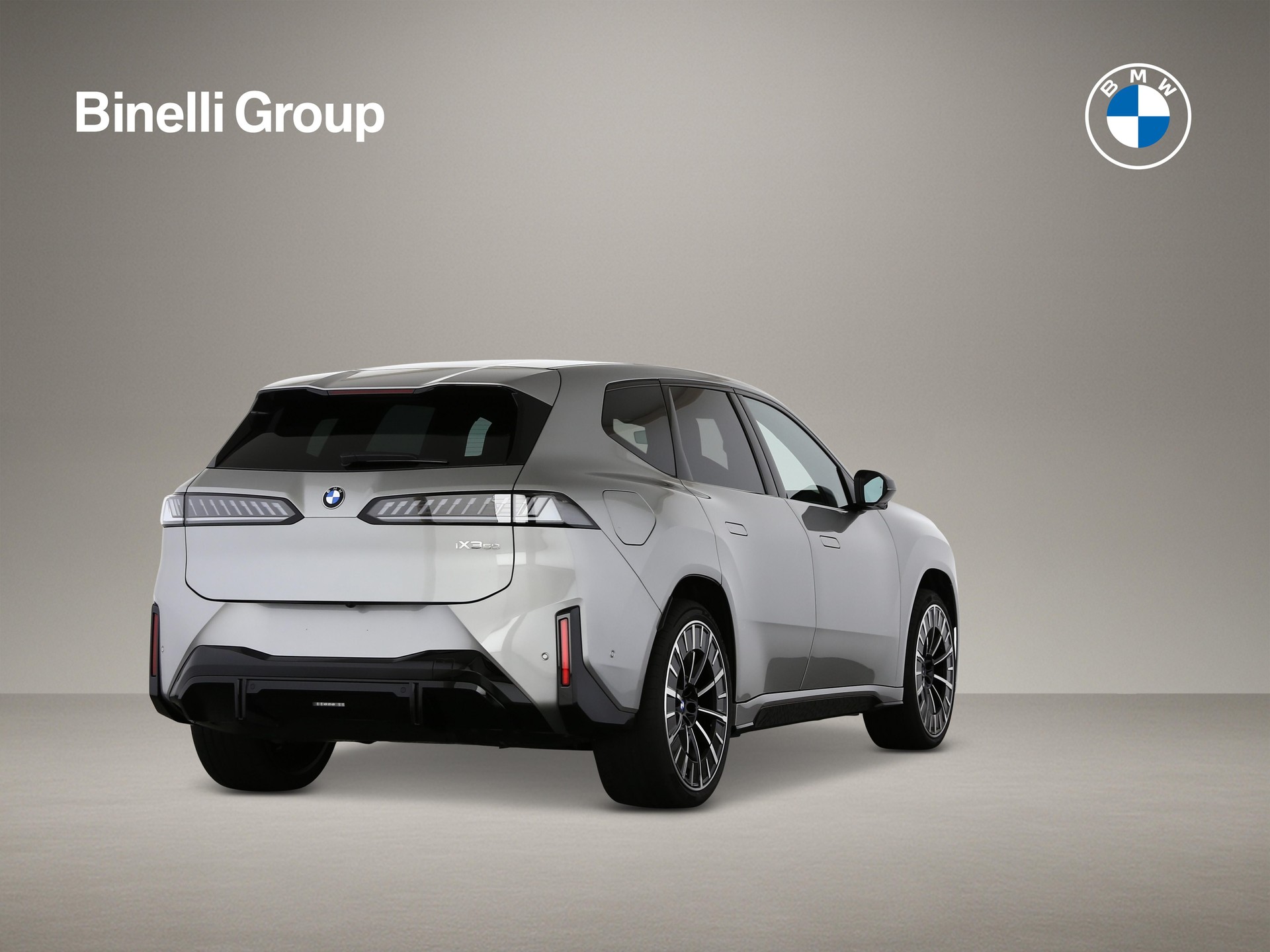 BMW iX3 50 xDrive-image-1