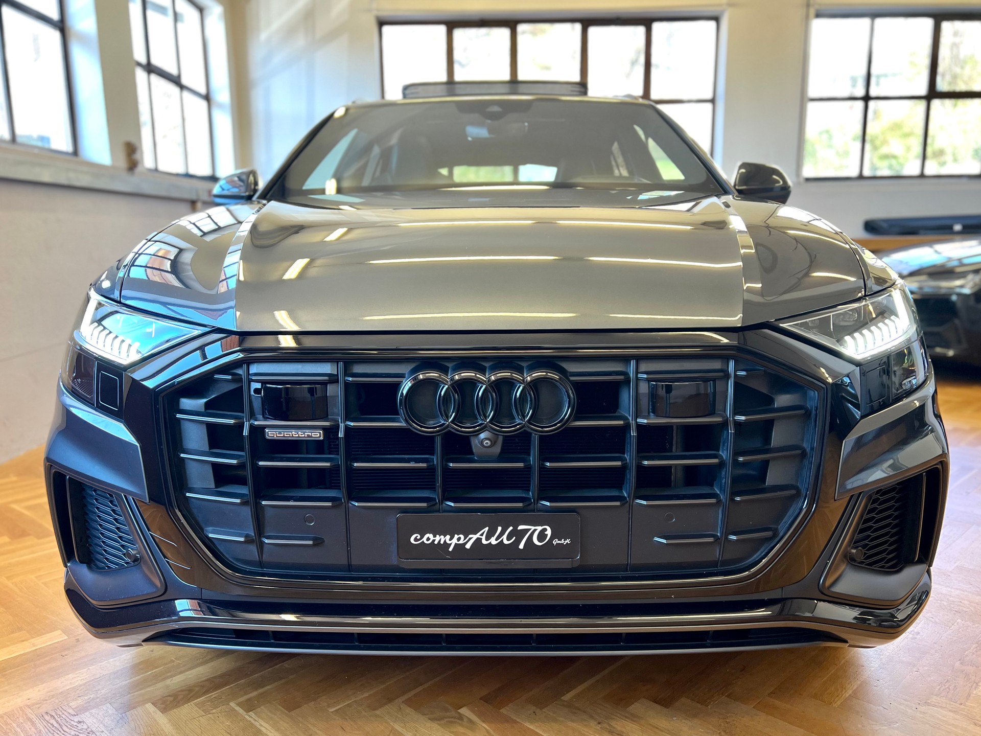 AUDI Q8 50 TDI S-Line quattro tiptronic-image-12