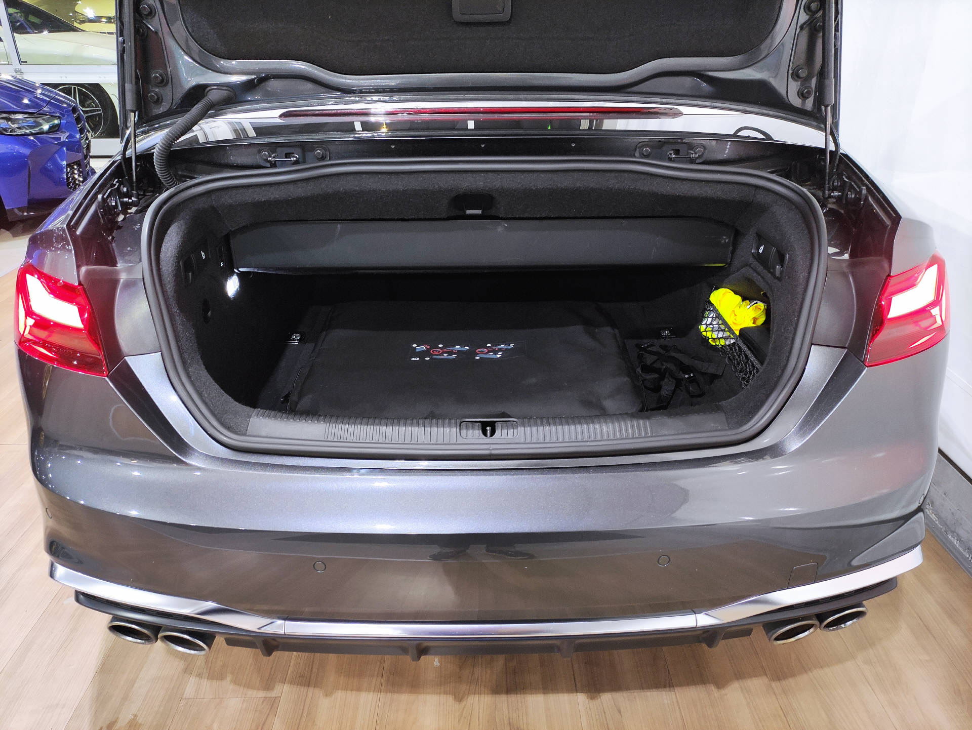 AUDI S5 Cabriolet 3.0 V6 TFSI quattro T-Tronic-image-13