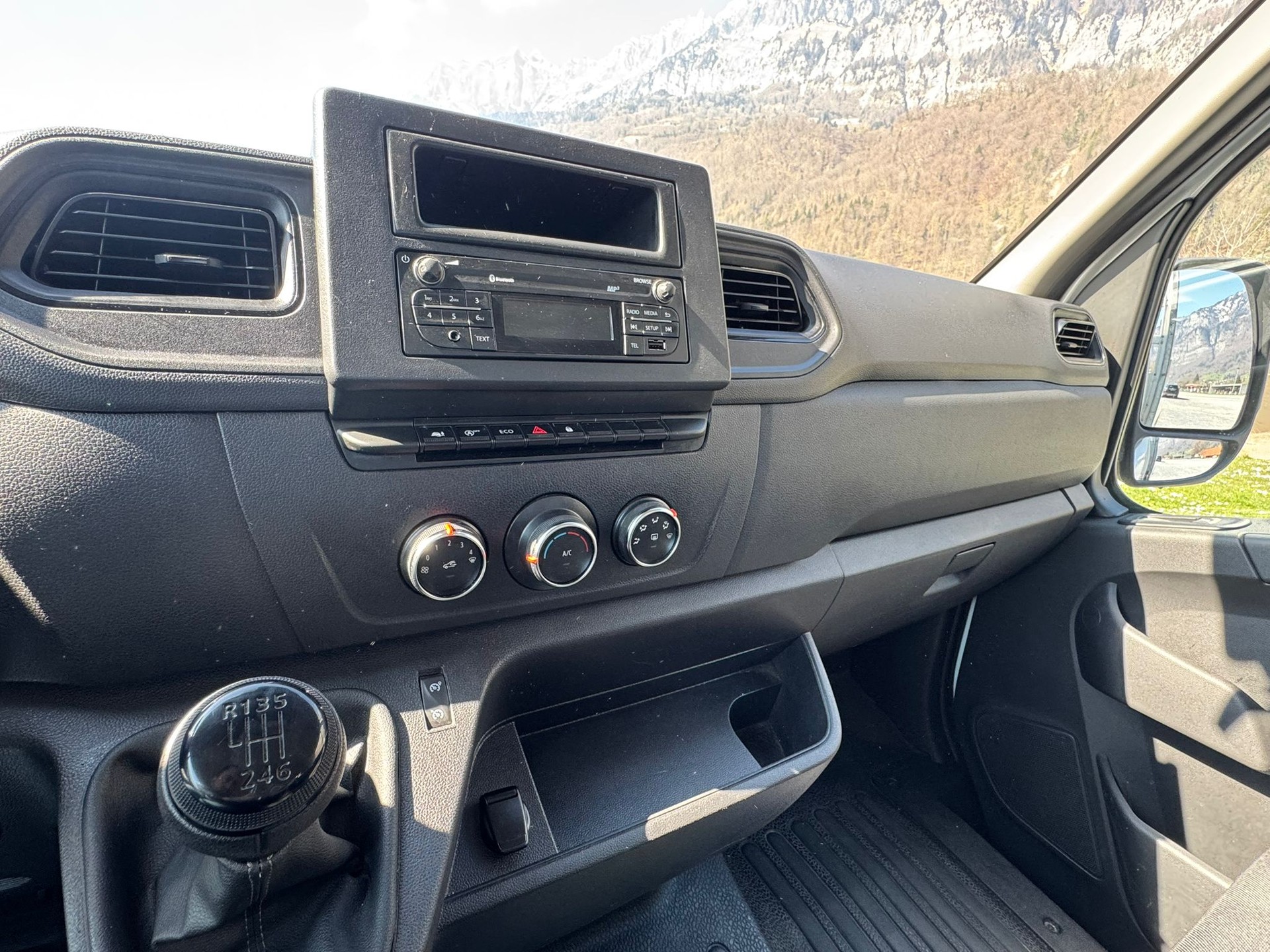 RENAULT Master P35 2.3 Blue dCi 165 L3H1-image-23