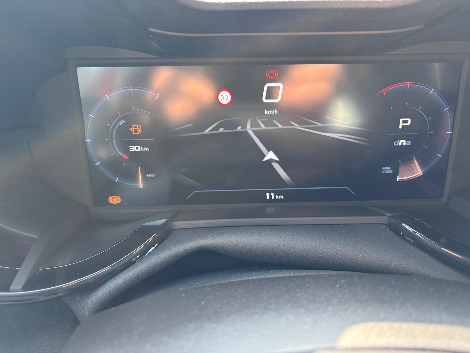 ALFA ROMEO Junior 1.2 48V Hybrid Q4 Sport Sky-image-10