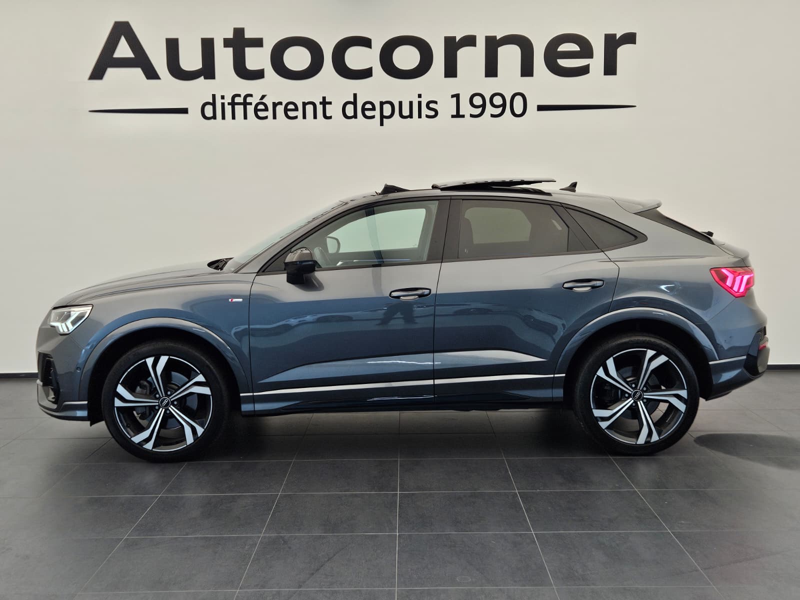 AUDI Q3 Sportback 40 TDI S line quattro S-tronic-image-1