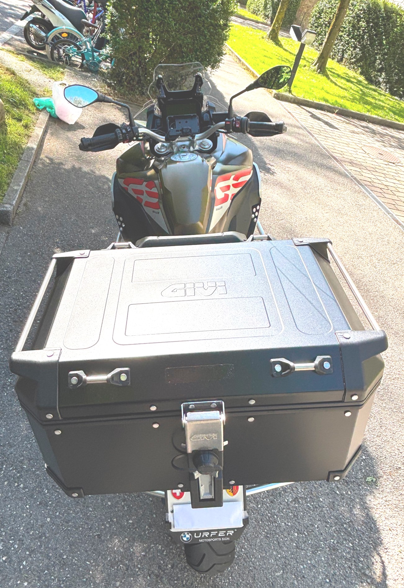 BMW F 850 GS Adventure-image-12