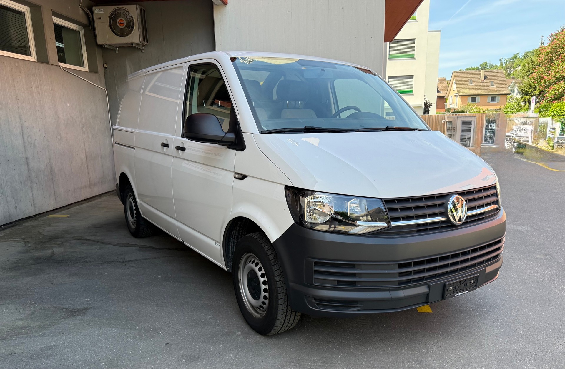 VW T6 2.0 TDI Euro 6-image-1
