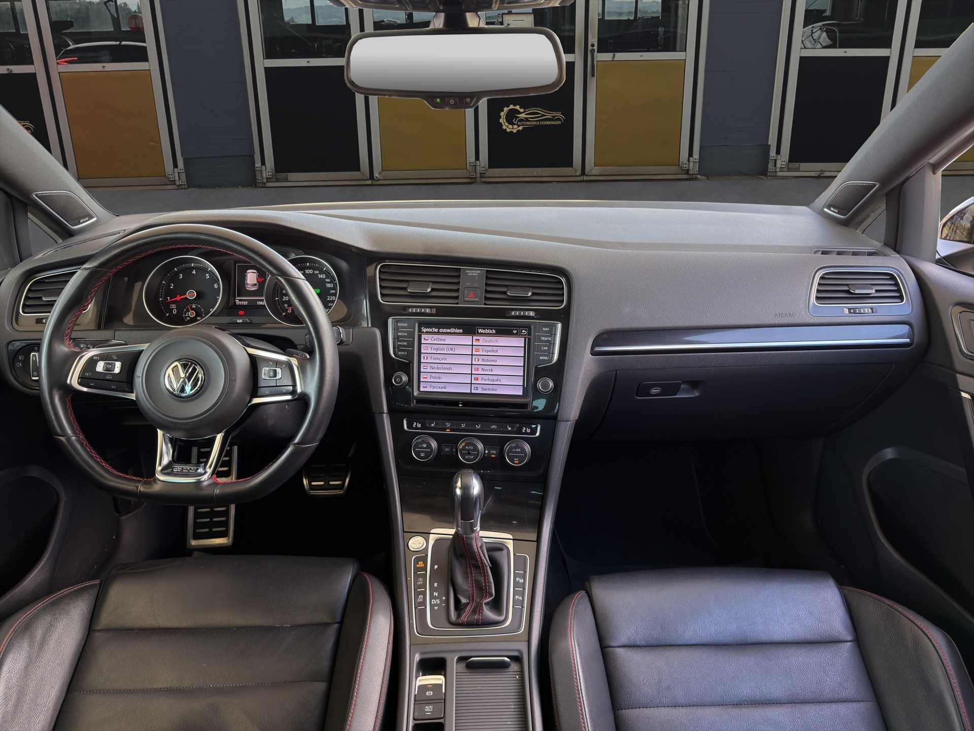 VW Golf 2.0 TSI GTI Performance DSG-image-10
