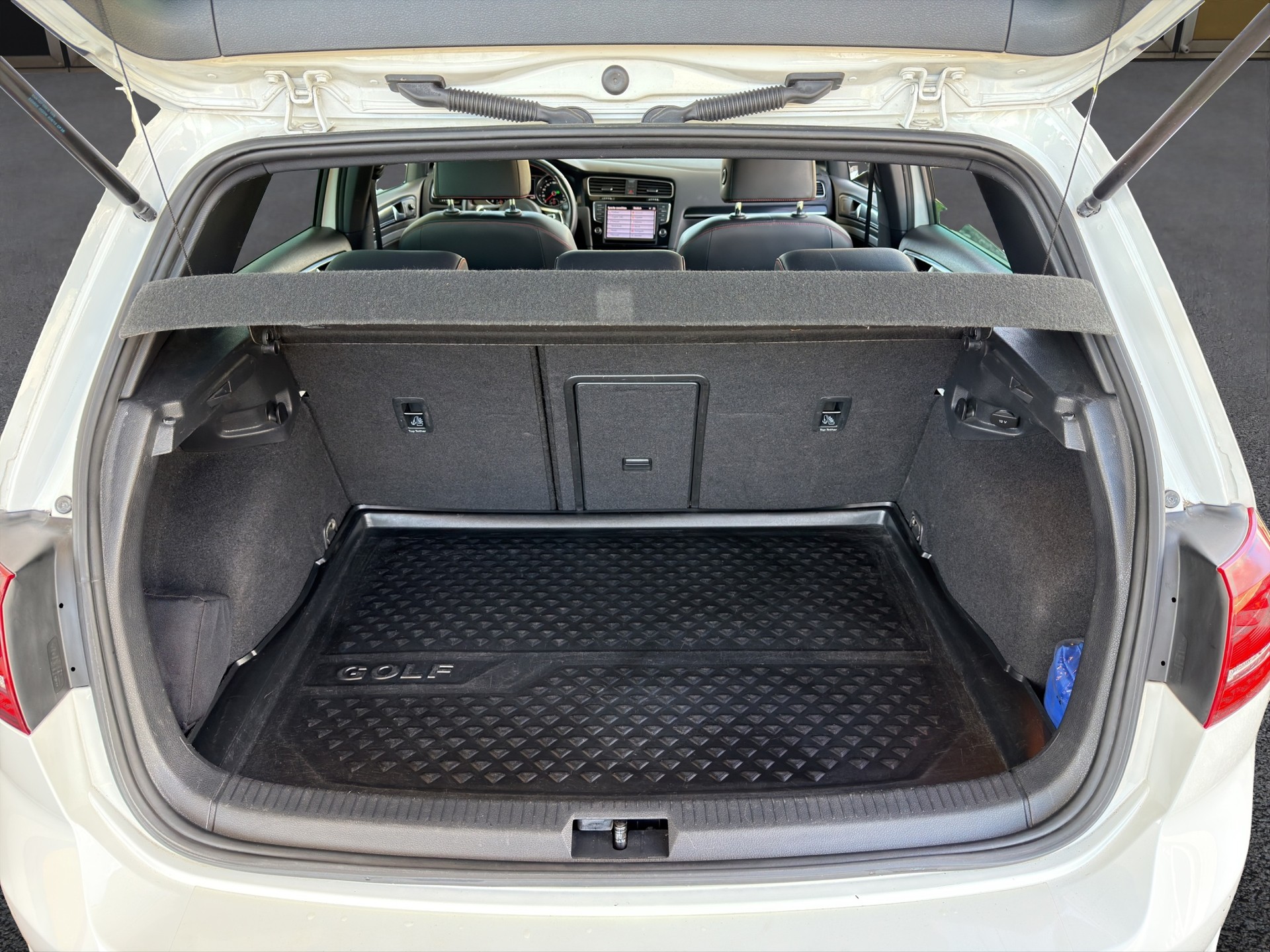 VW Golf 2.0 TSI GTI Performance DSG-image-14