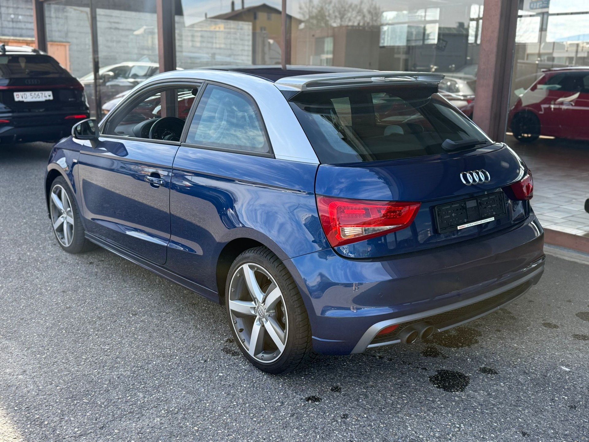 AUDI A1 1.4 TFSI Attraction-image-3