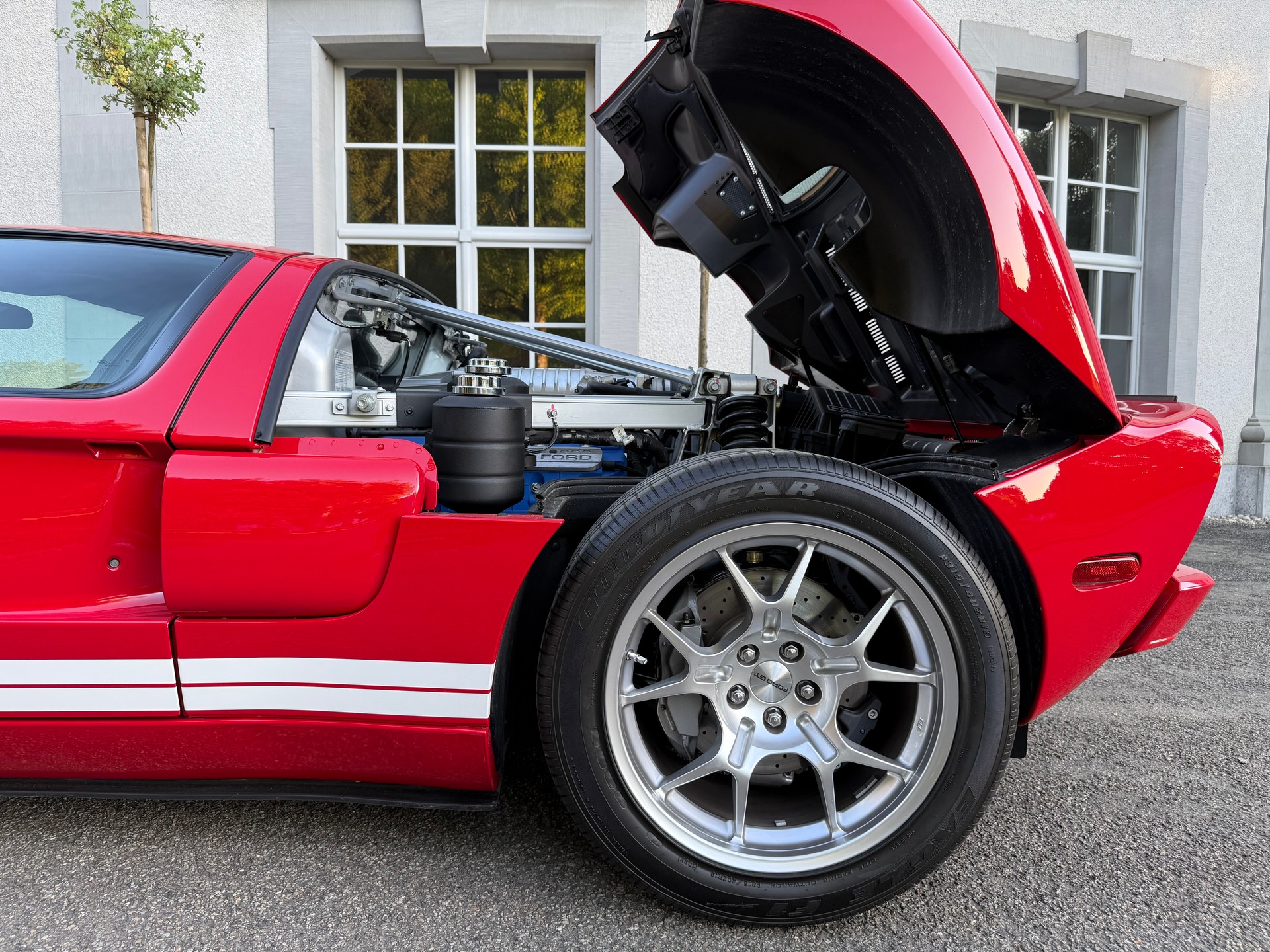 FORD GT MARK VI RED 5.4 V8 / Video: https://www.youtube.com/watch?v=muH95JVOGEU-image-5