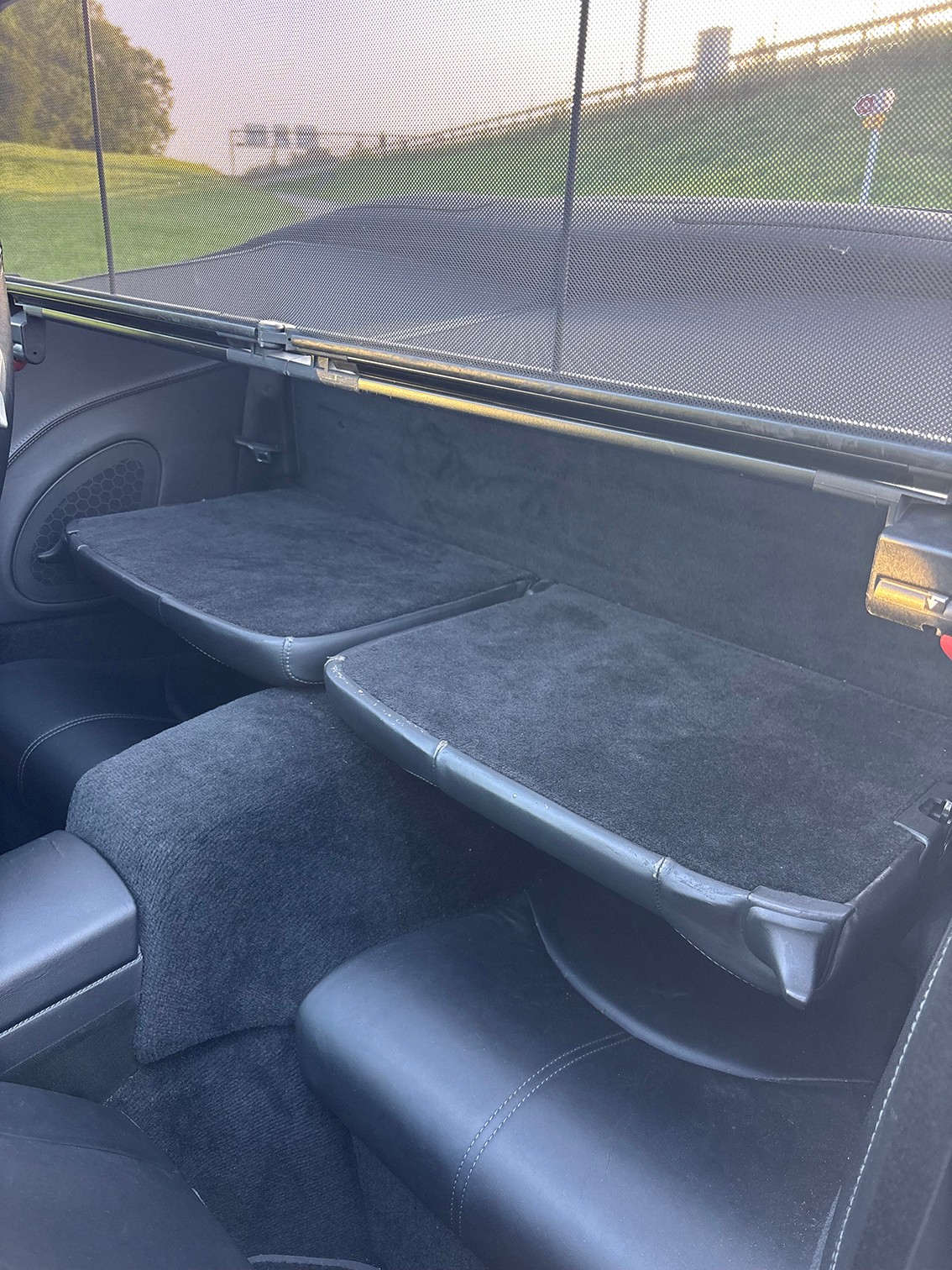 PORSCHE 911 Cabrio Carrera-image-8