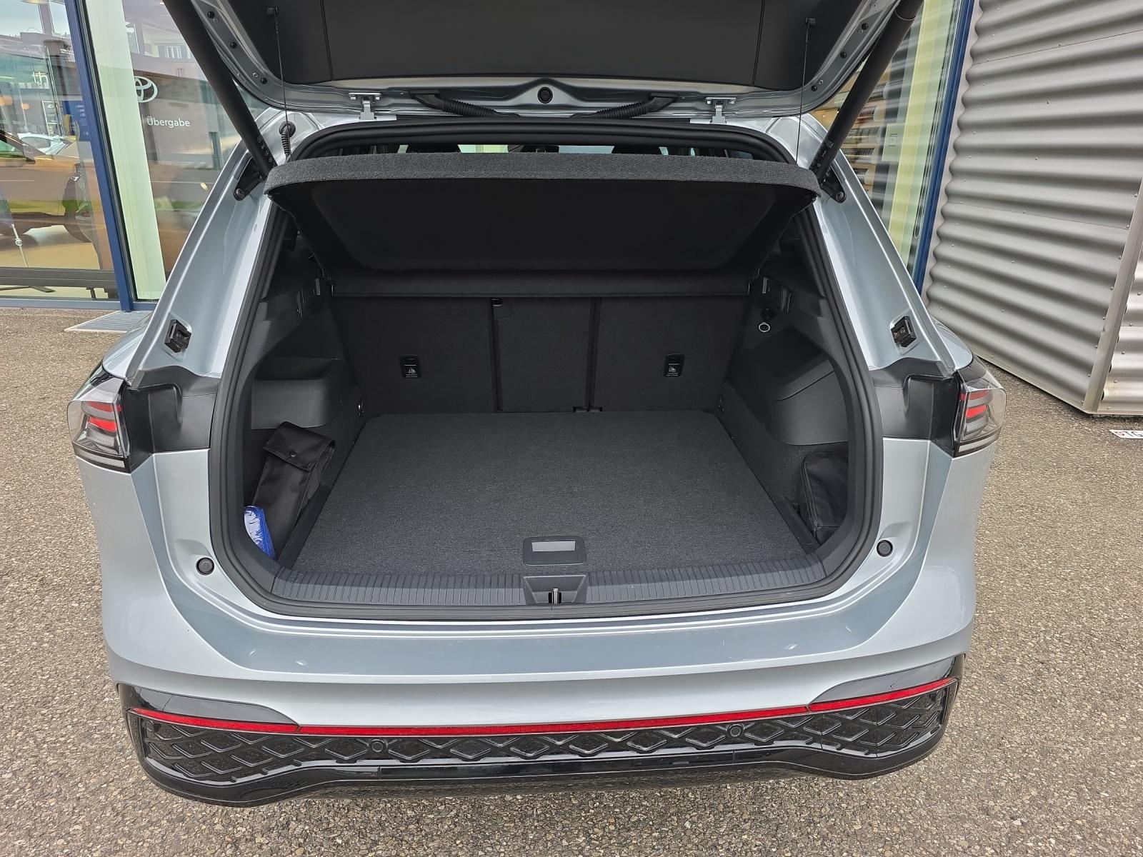 VW Tiguan 2.0 TDI SCR R-Line DSG 4motion-image-8