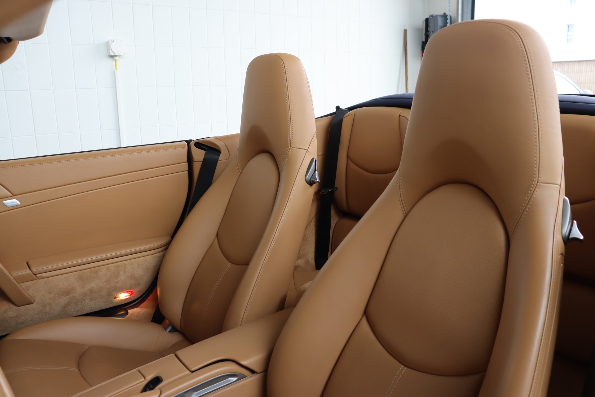 PORSCHE 911 Cabrio Turbo PDK-image-13
