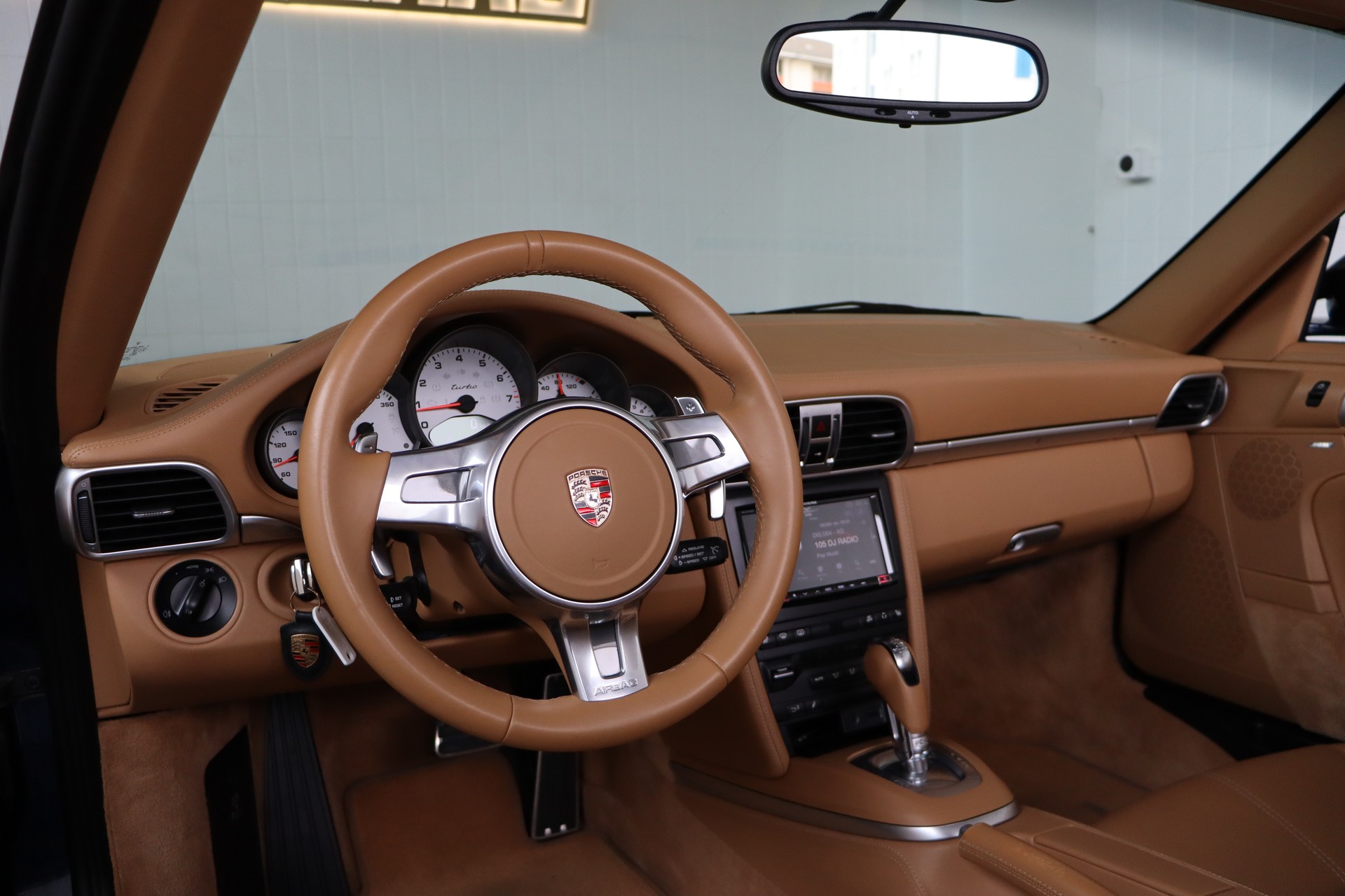PORSCHE 911 Cabrio Turbo PDK-image-23