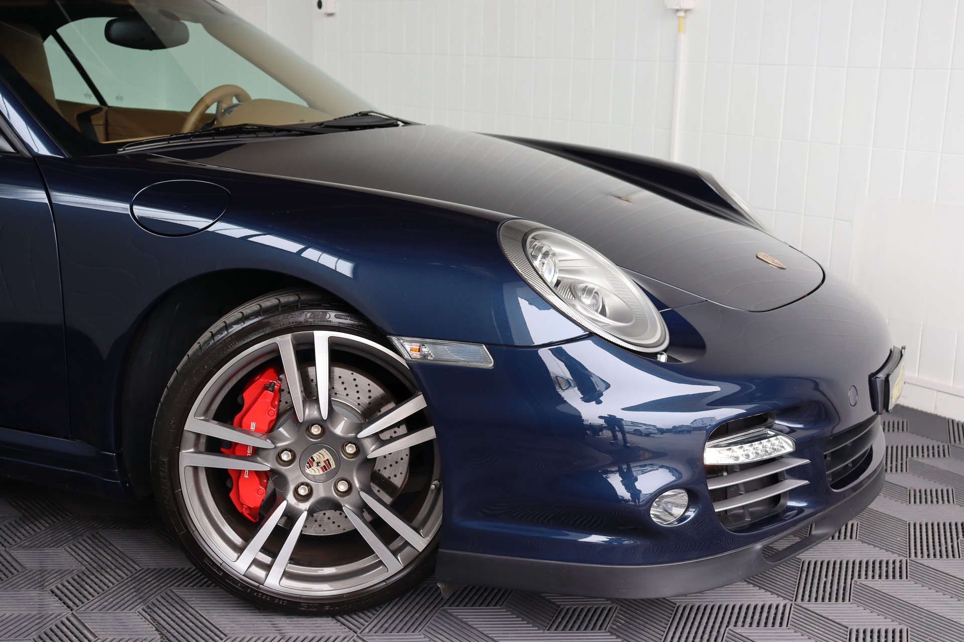 PORSCHE 911 Cabrio Turbo PDK-image-3
