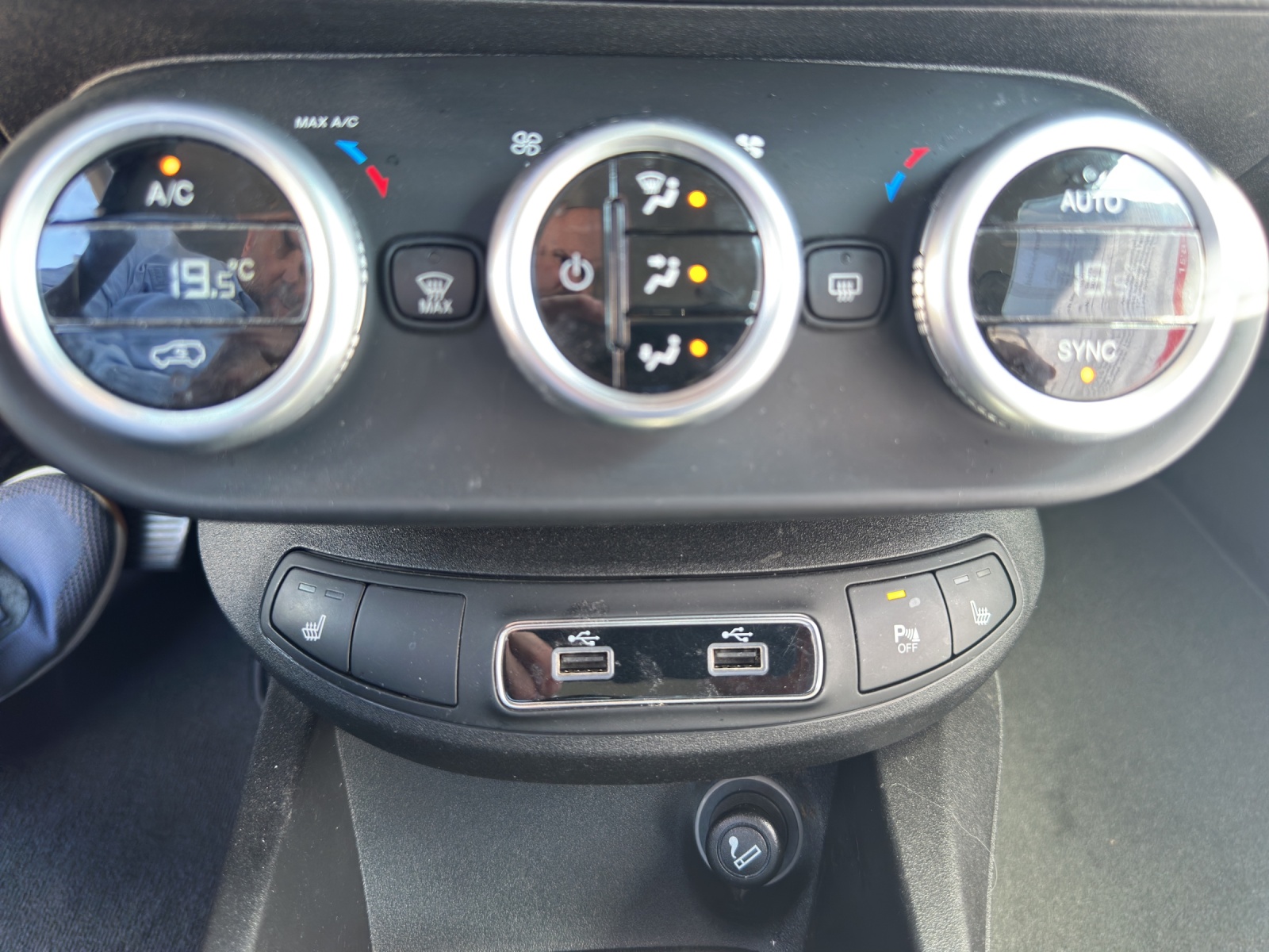 FIAT 500 X 2.0 JTD City Cross 4x4-image-12