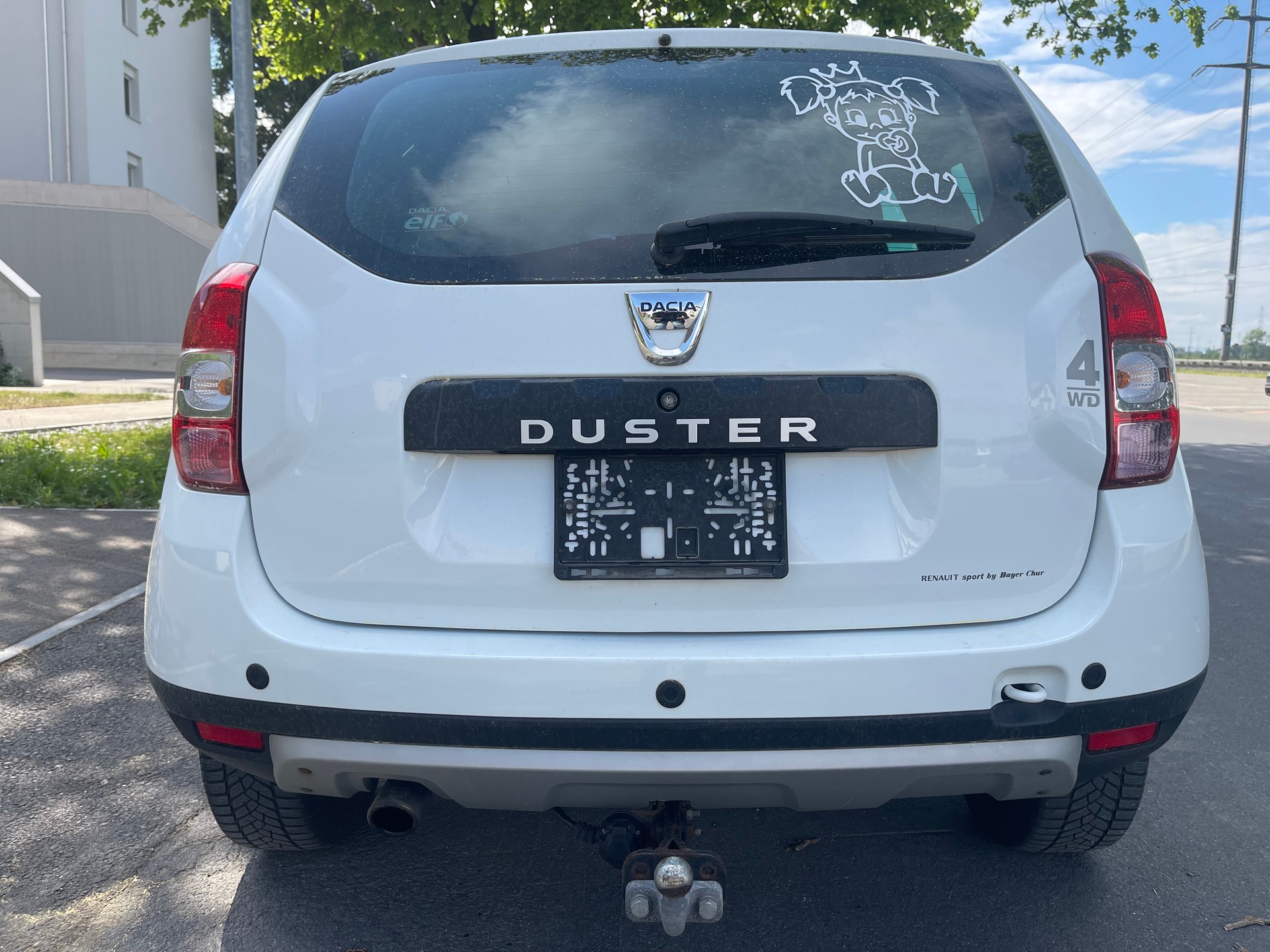 DACIA Duster 1.6 Celebration 4x4-image-7
