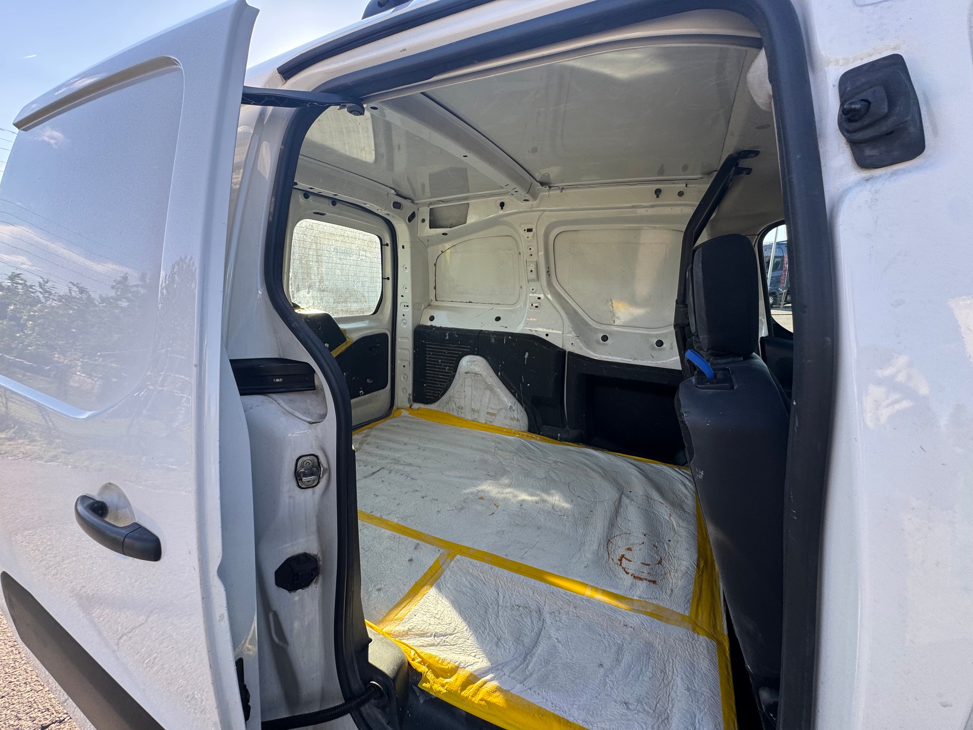 CITROEN Berlingo 1.6HDi 800L Komfort (Confort)-image-8