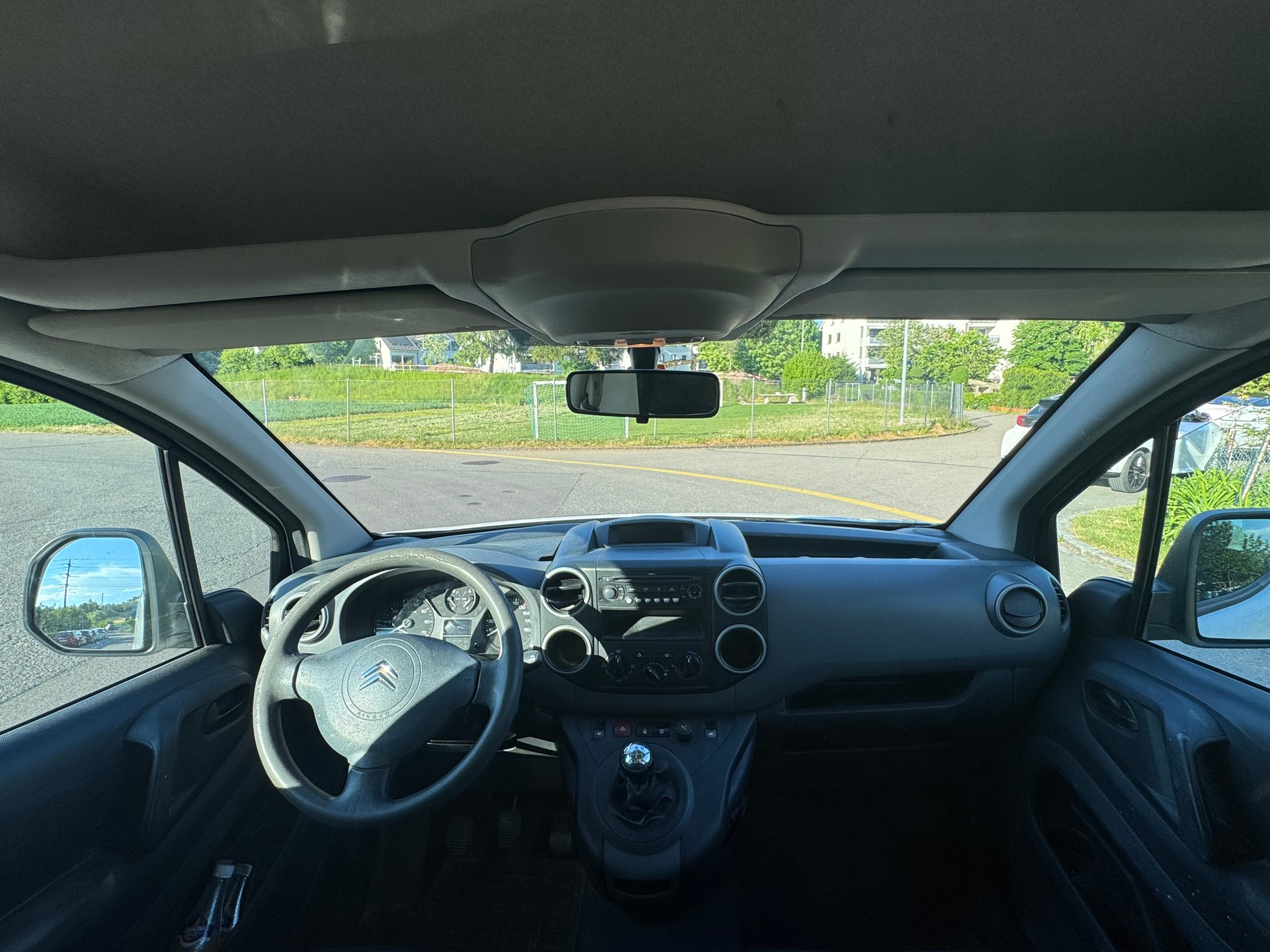 CITROEN Berlingo 1.6HDi 800L Komfort (Confort)-image-9