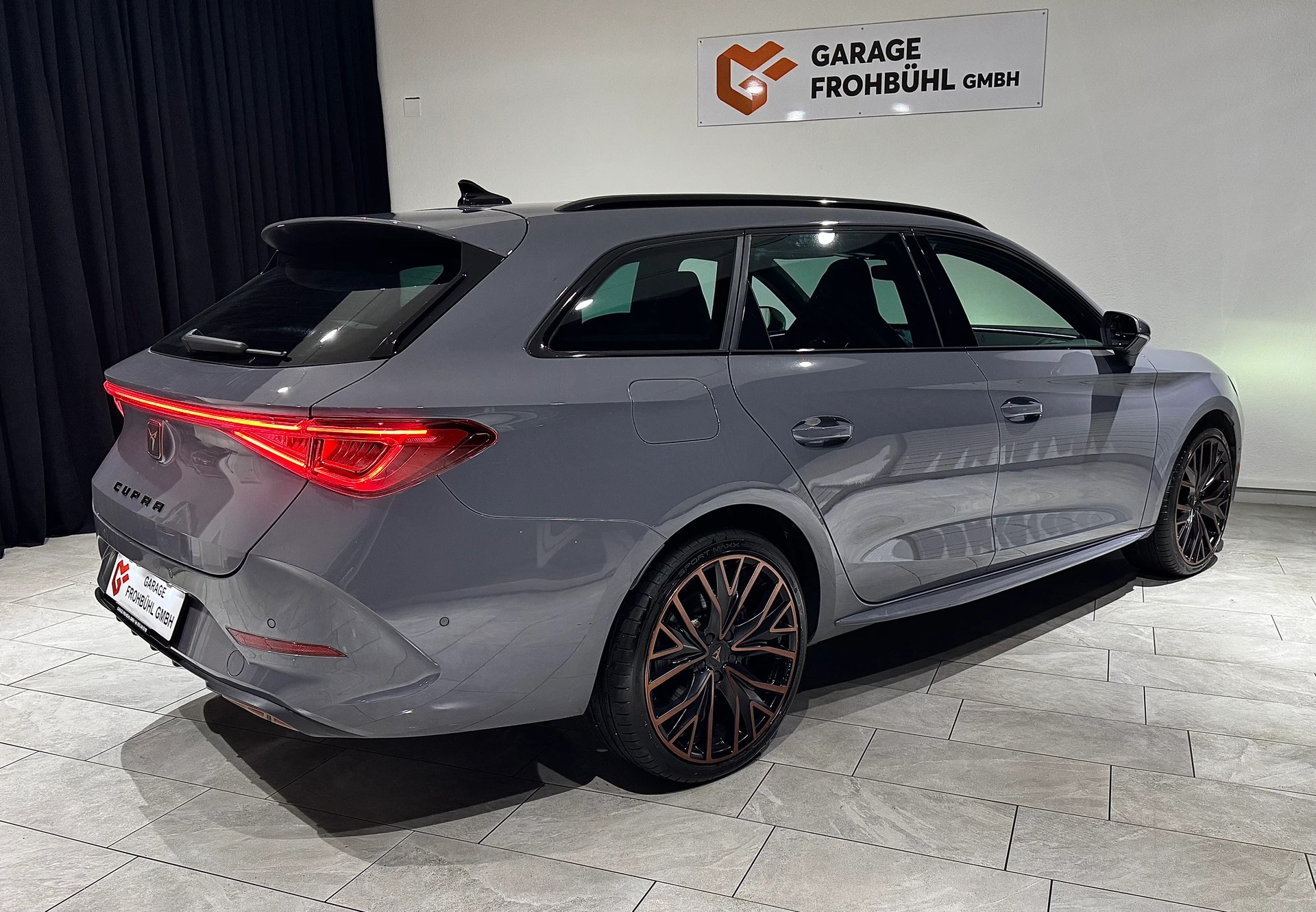 CUPRA LEON ST 1.4 e-HYBRID pHEV DSG-image-6