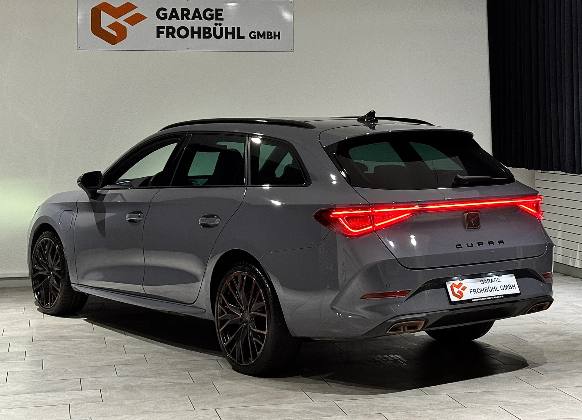 CUPRA LEON ST 1.4 e-HYBRID pHEV DSG-image-4