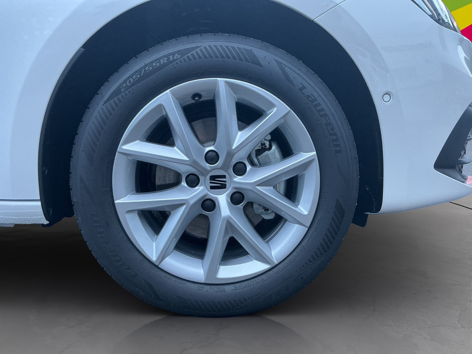 SEAT Leon ST 1.5 eTSI mHEV DSG Style-image-11