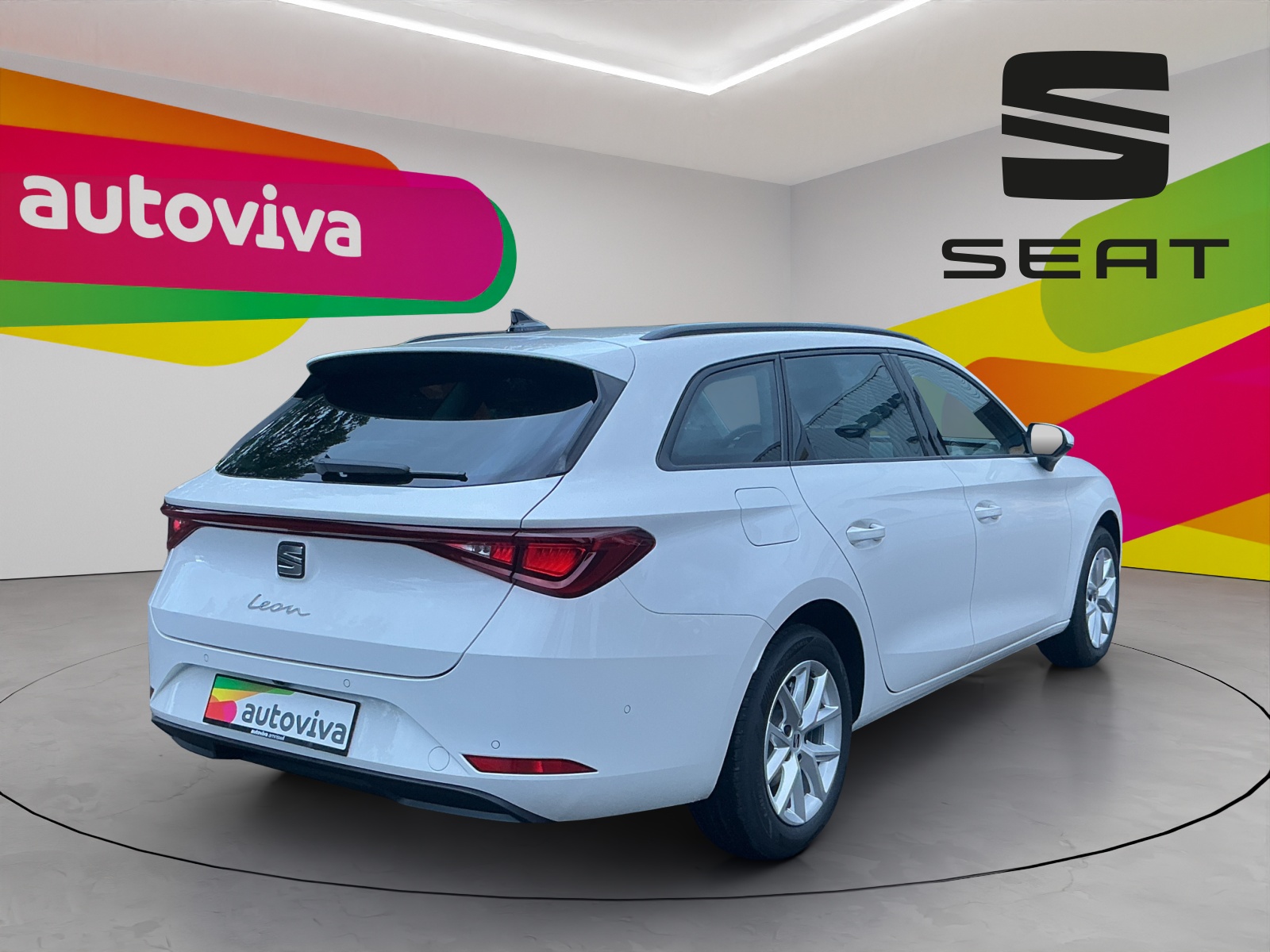 SEAT Leon ST 1.5 eTSI mHEV DSG Style-image-2