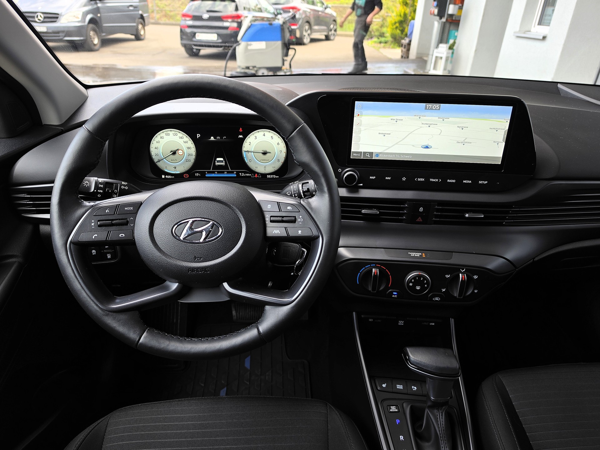 HYUNDAI i20 1.0 T-GDi Amplia DCT-image-9