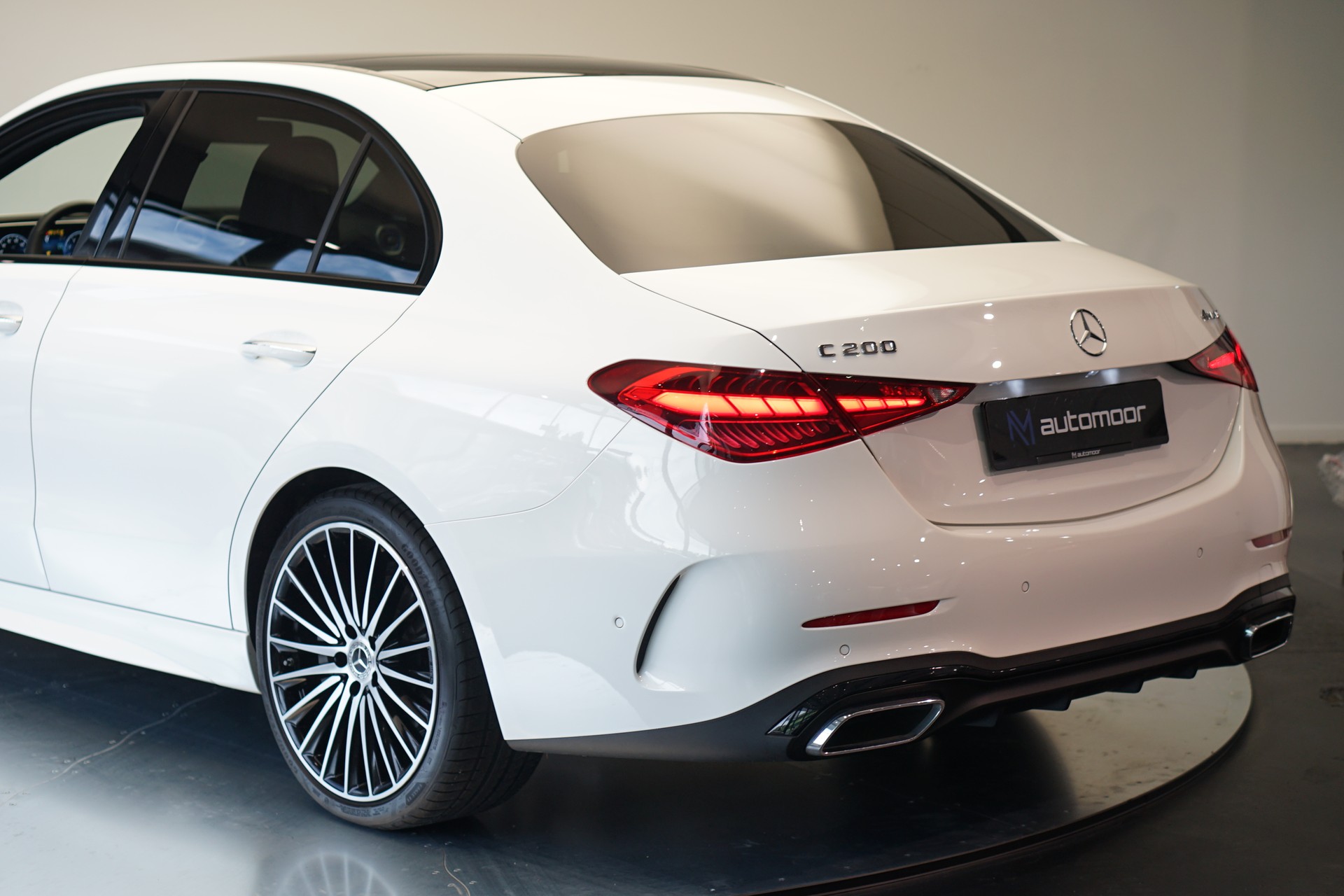 MERCEDES-BENZ C 200 4Matic AMG Line *CH-Fahrzeug*-image-43