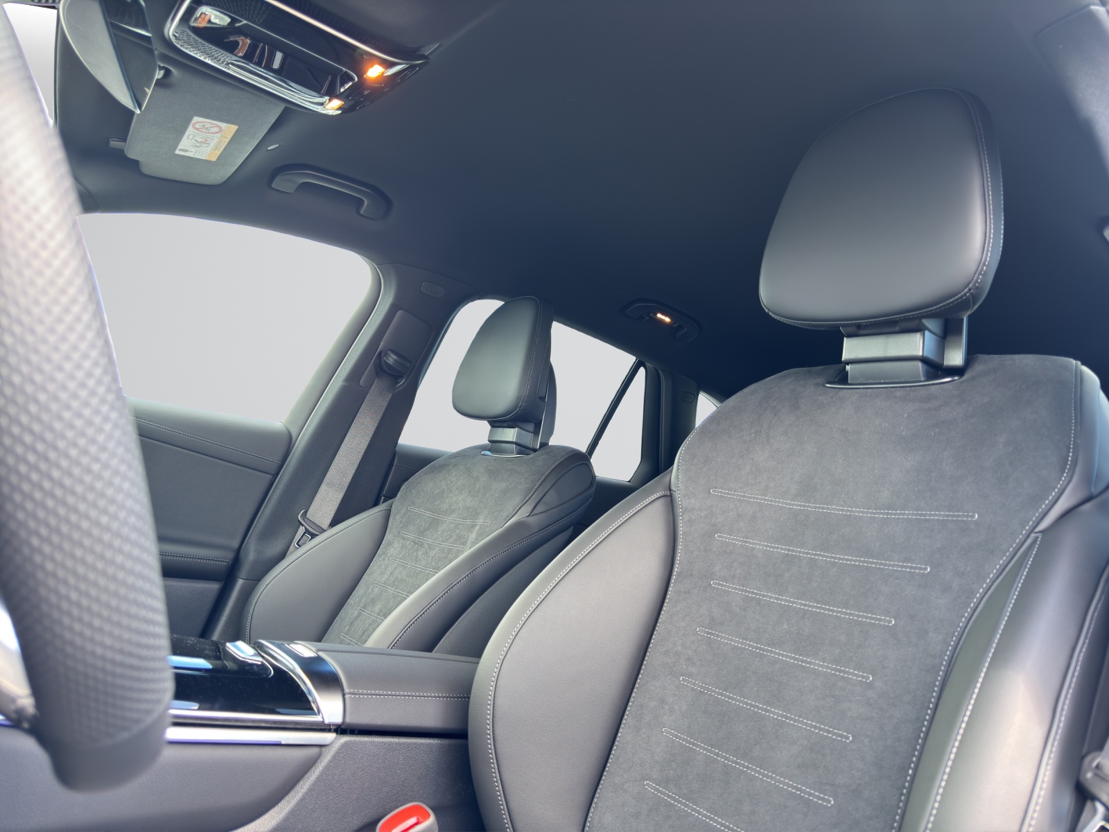 MERCEDES-BENZ GLC 220 d 4Matic 9G-Tronic-image-7