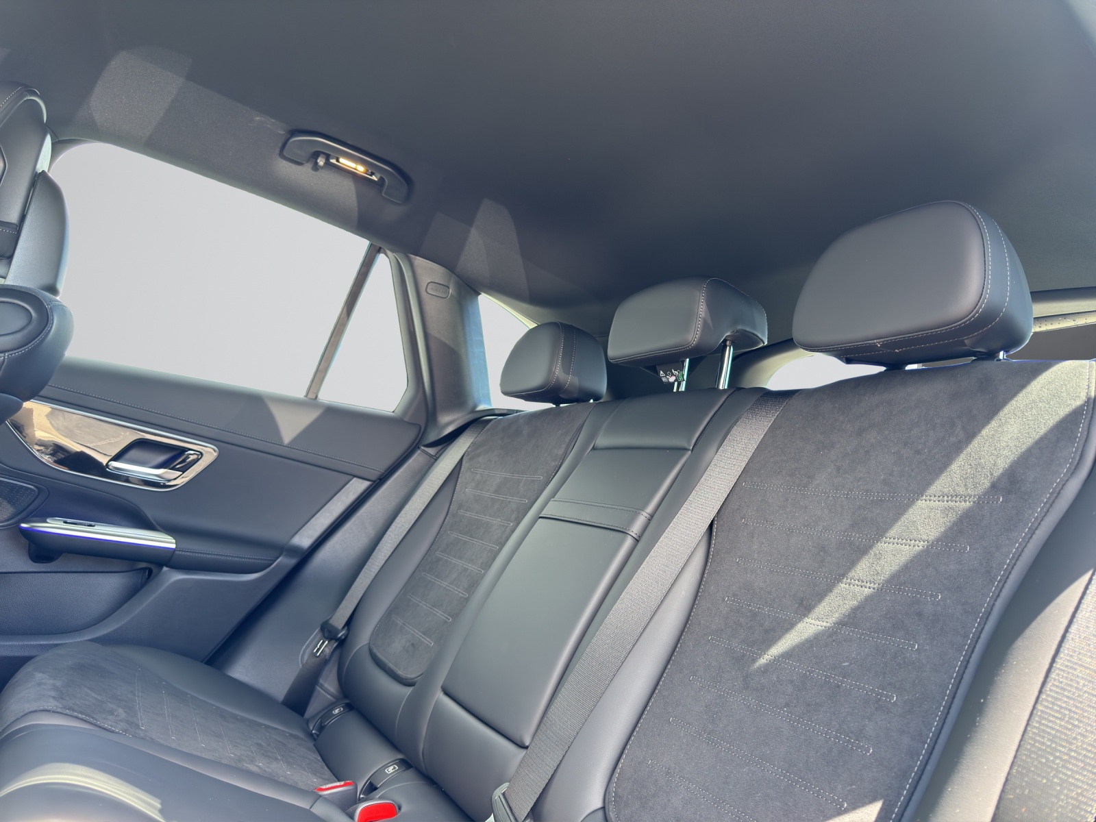 MERCEDES-BENZ GLC 220 d 4Matic 9G-Tronic-image-8