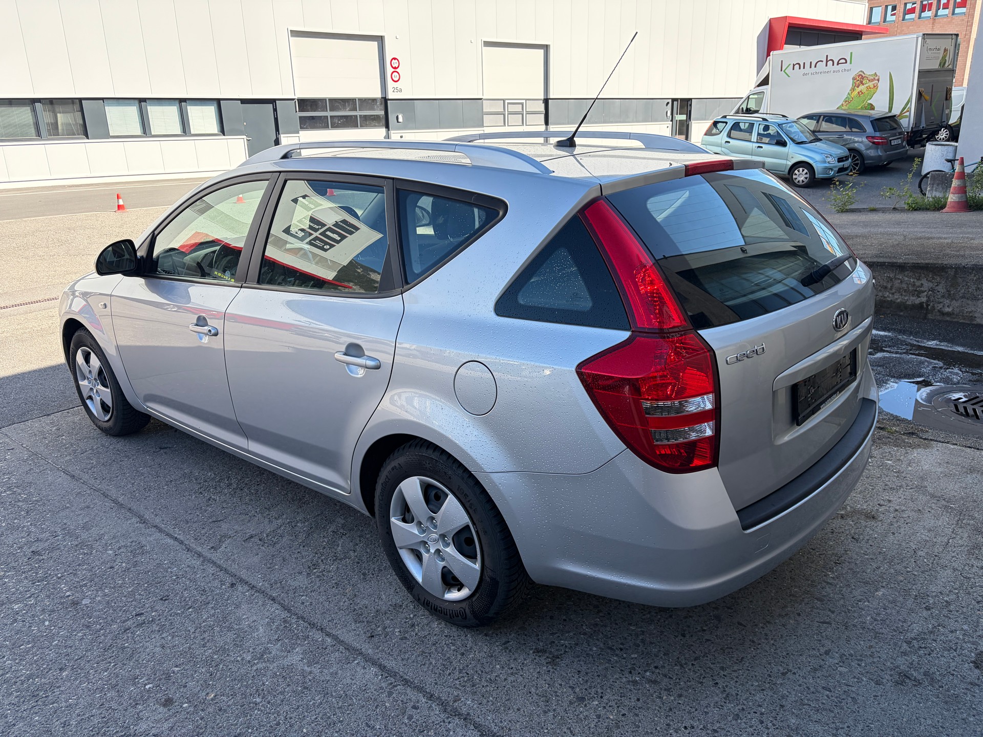 KIA Cee'd Sporty Wagon 1.4 16V Eco-image-3