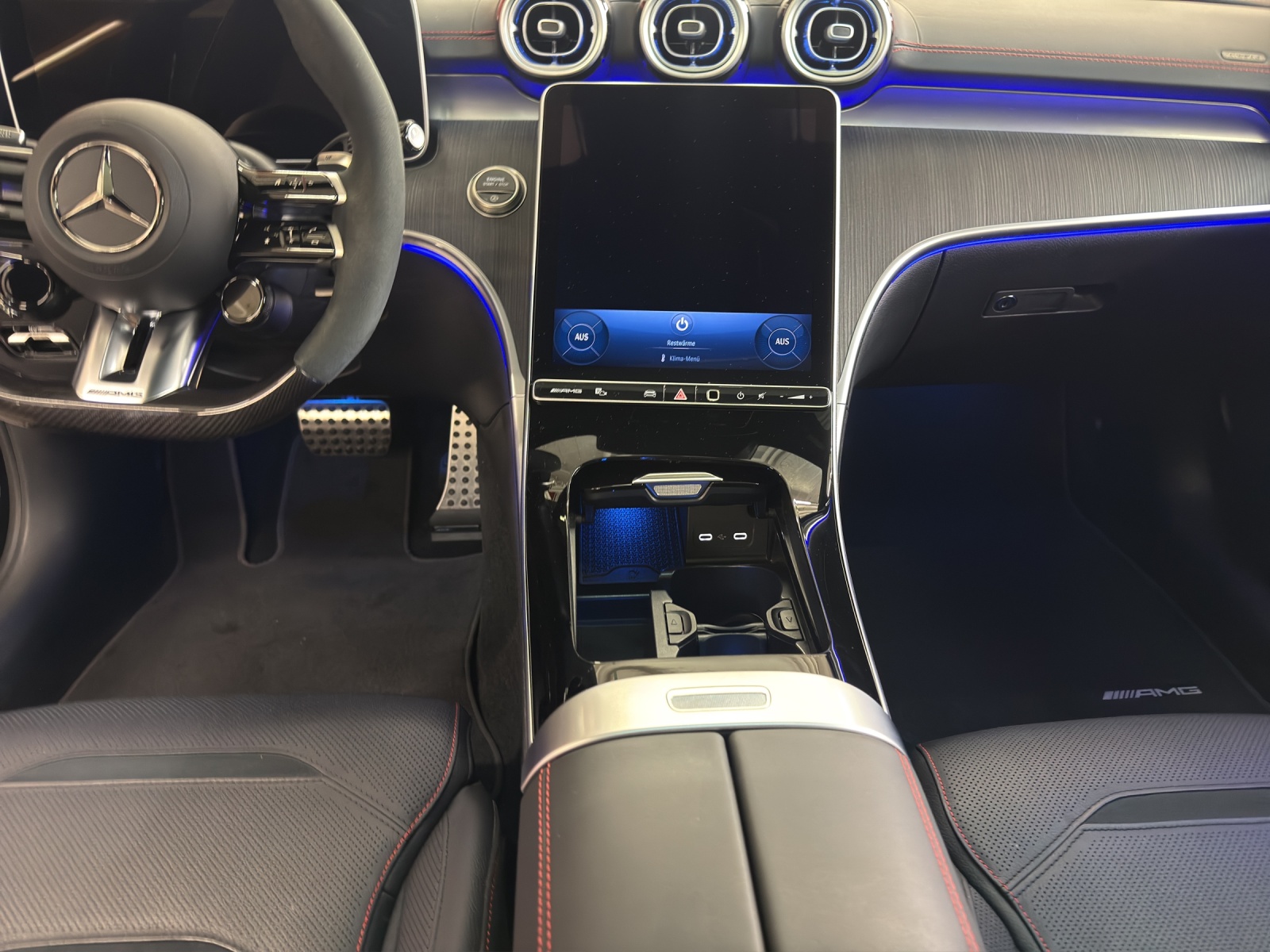 MERCEDES-BENZ C 43 4M - Executive - AMG / DISTRONIC / 360 Grad Kamera / Dynamic Plus-image-11