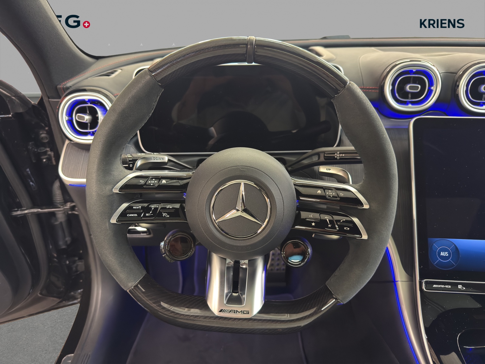 MERCEDES-BENZ C 43 4M - Executive - AMG / DISTRONIC / 360 Grad Kamera / Dynamic Plus-image-9