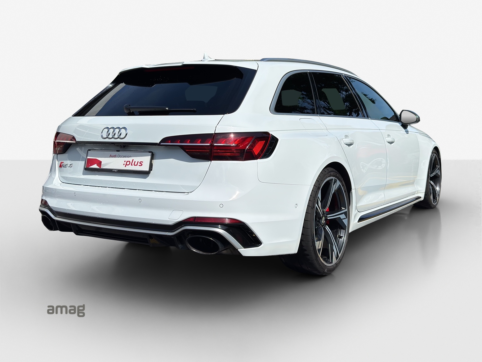 AUDI RS4 Avant quattro tiptronic-image-4