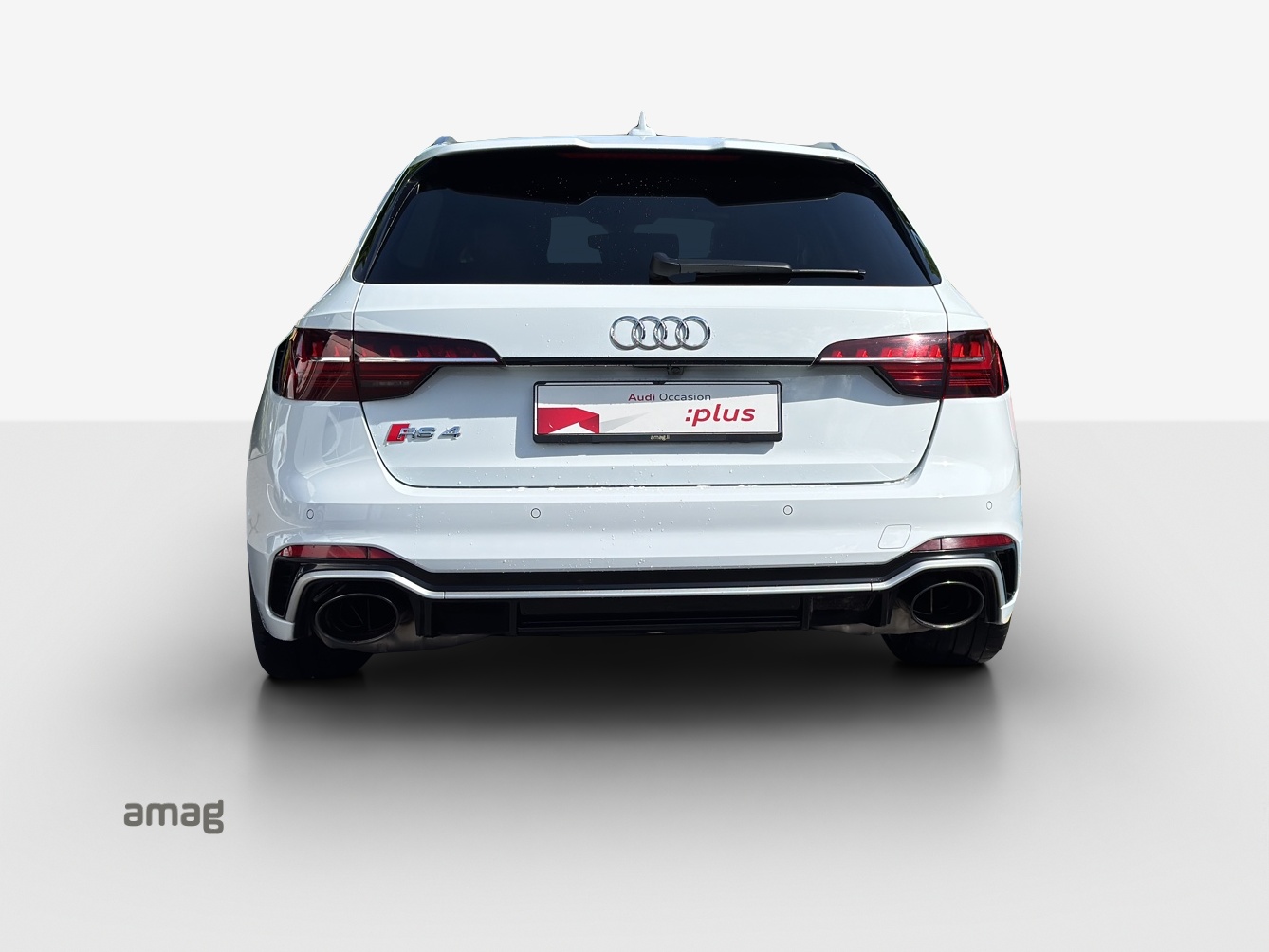 AUDI RS4 Avant quattro tiptronic-image-3