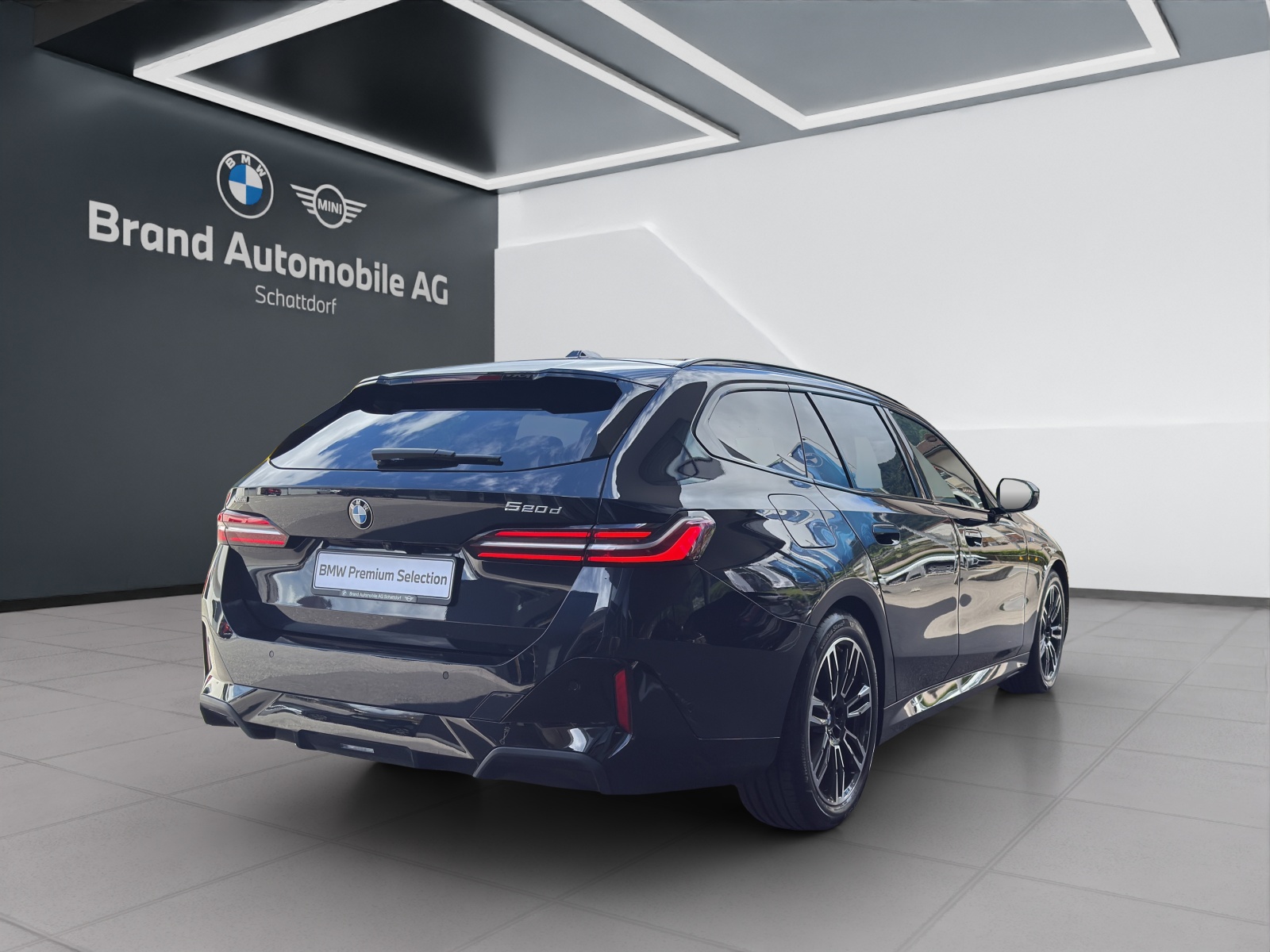 BMW 520d xDrive Touring-image-4