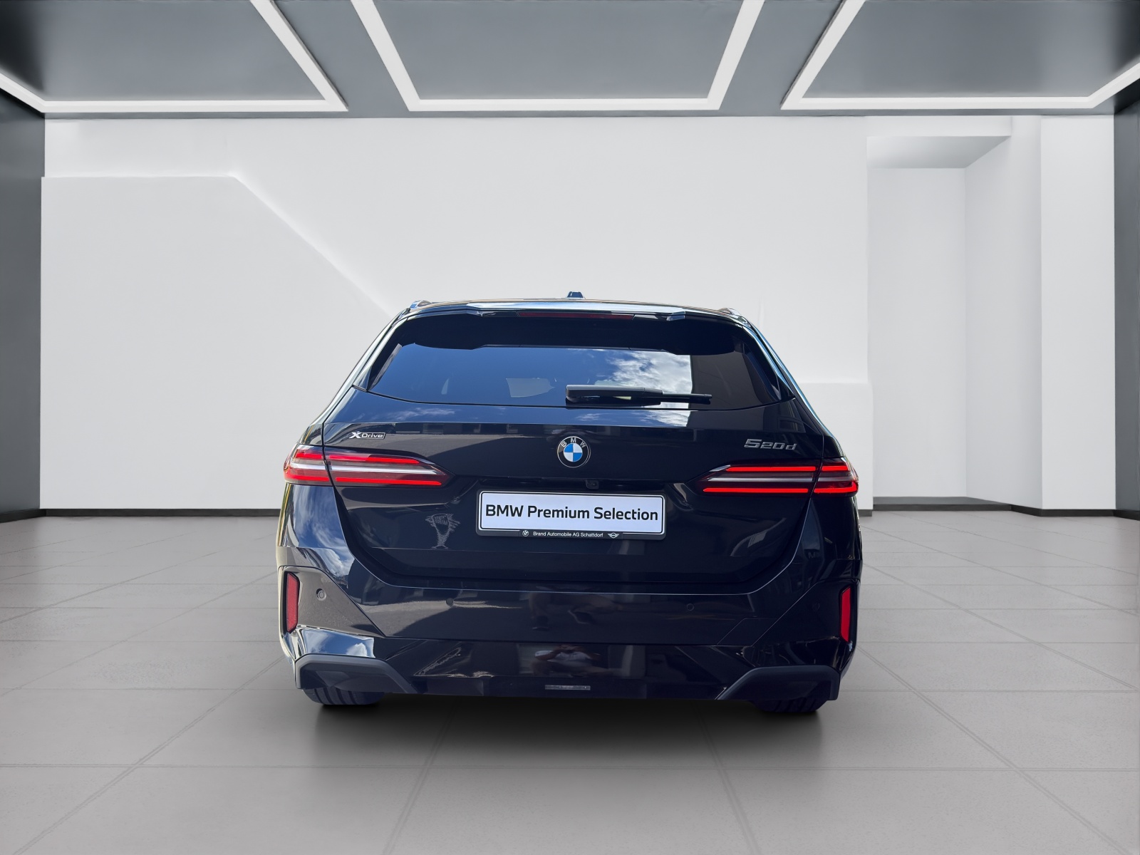BMW 520d xDrive Touring-image-3