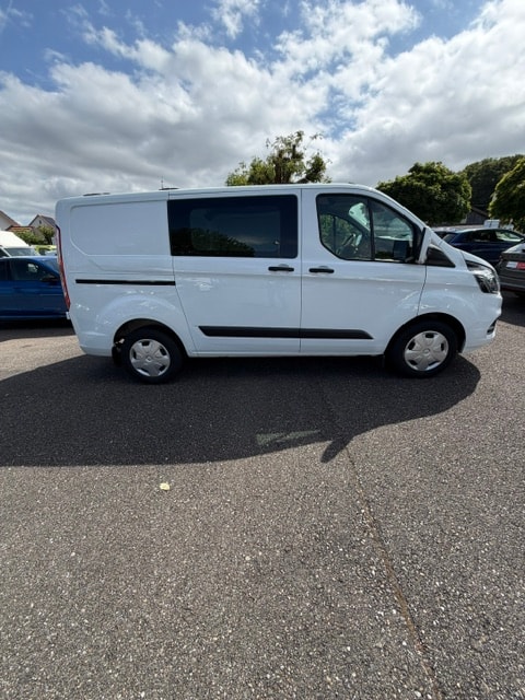 FORD Transit Custom Van 1.0 Eco Boost 340 L1H1 Basis PHEV-image-3