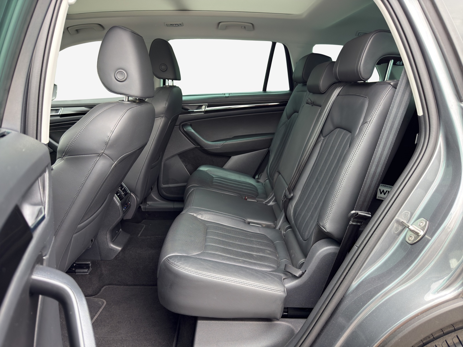 SKODA Kodiaq 2.0 TSI 4x4 L&K-image-11
