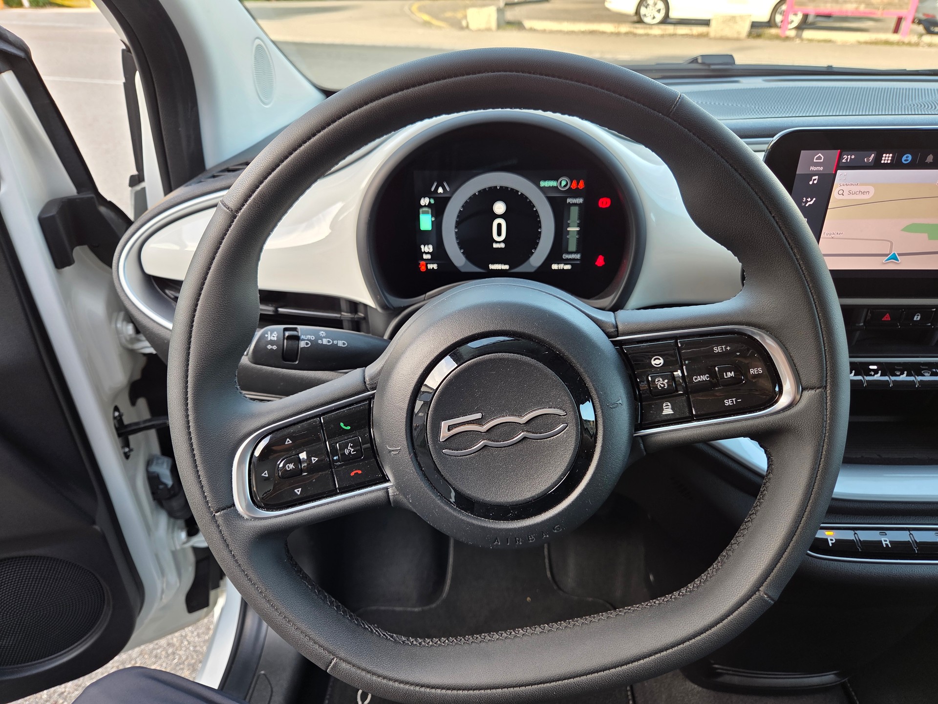 FIAT 500 electric 87 kW Icon-image-13