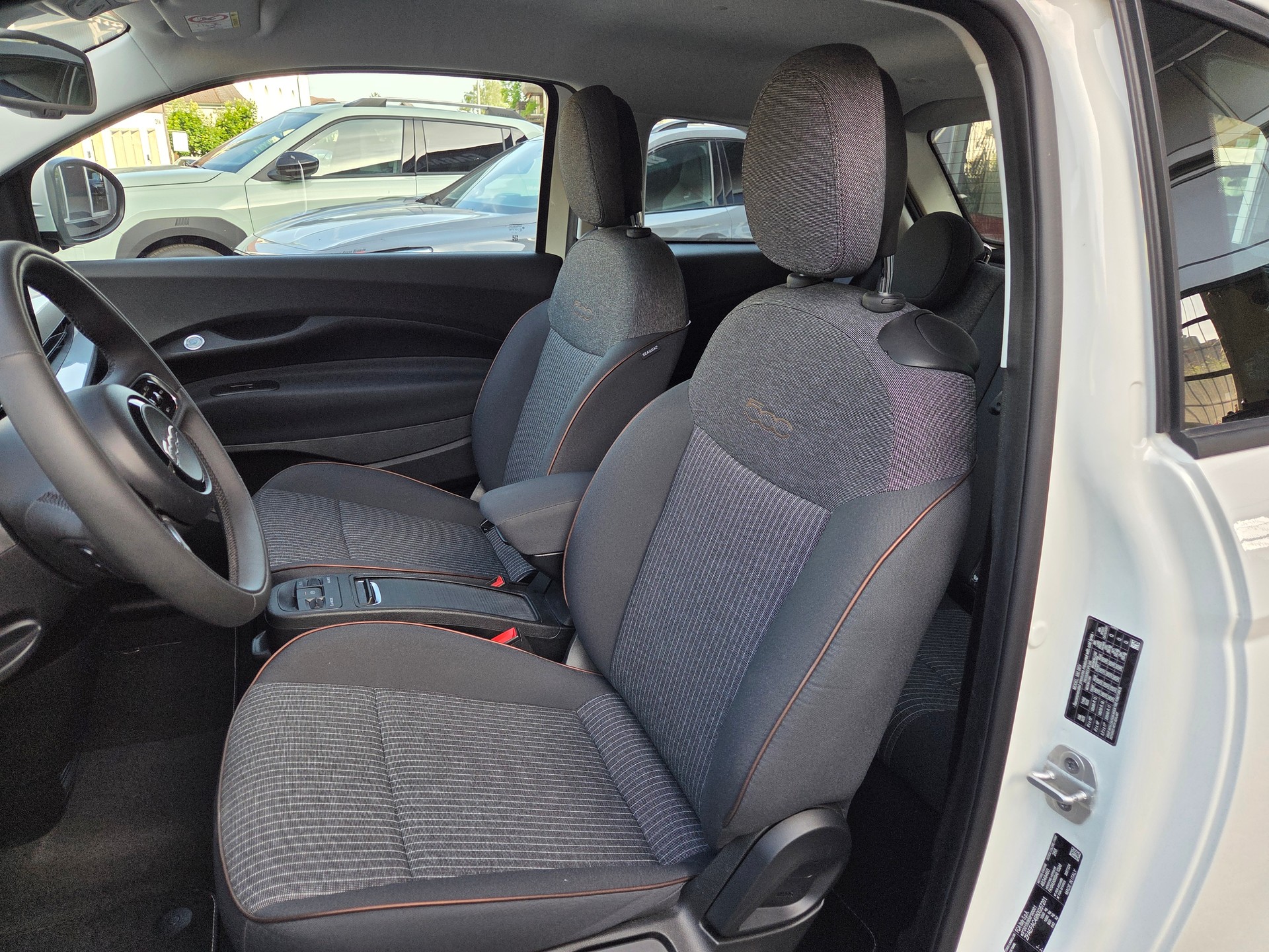 FIAT 500 electric 87 kW Icon-image-8
